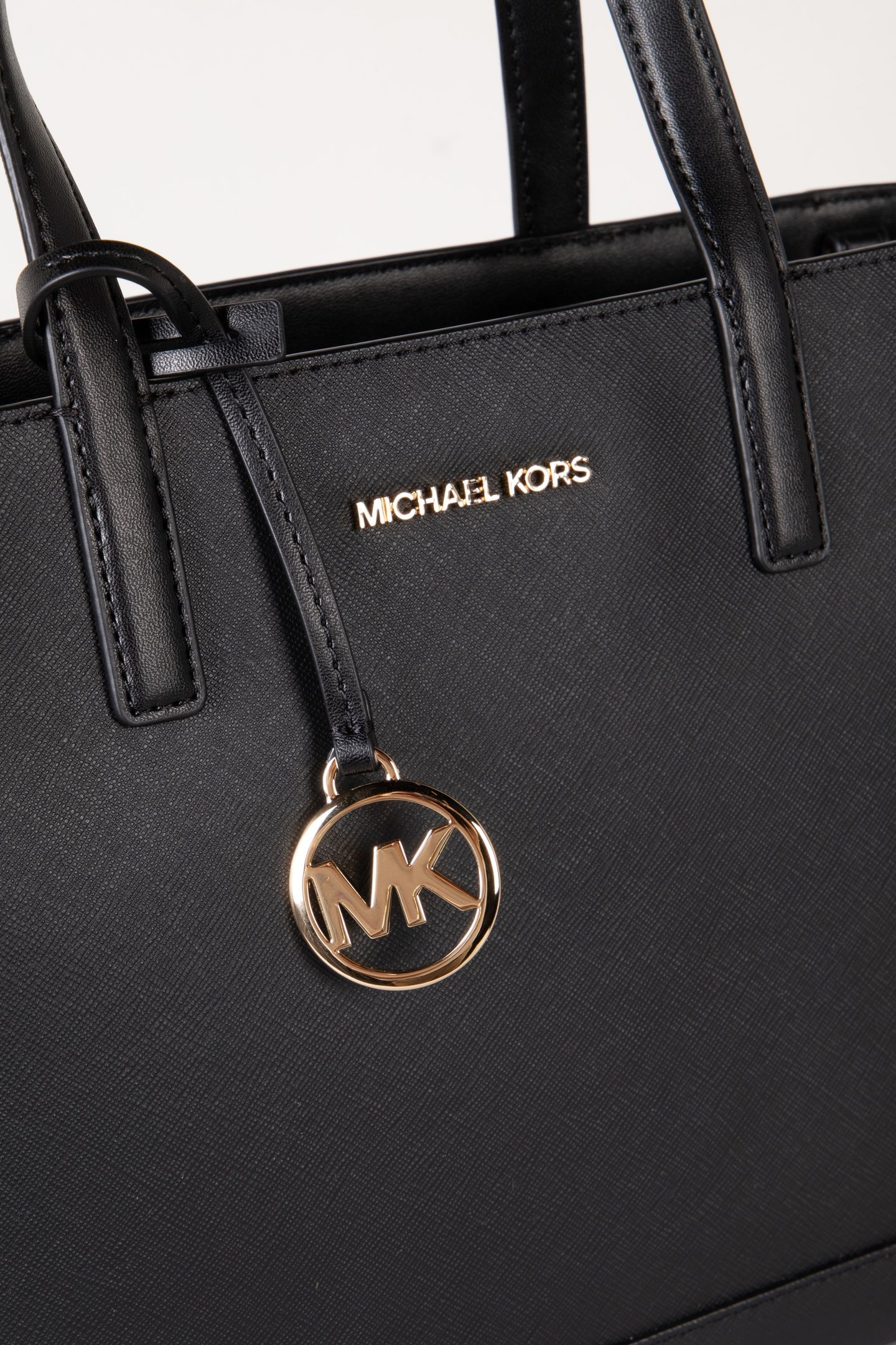 MEDIUM SATCHEL BLACK 4