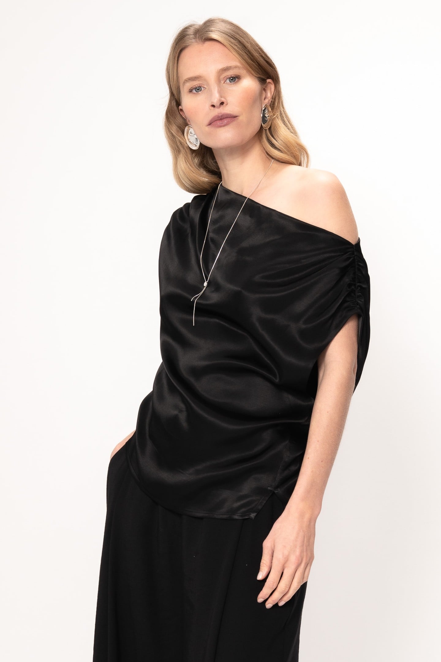 ADHARA TOP BLACK 5
