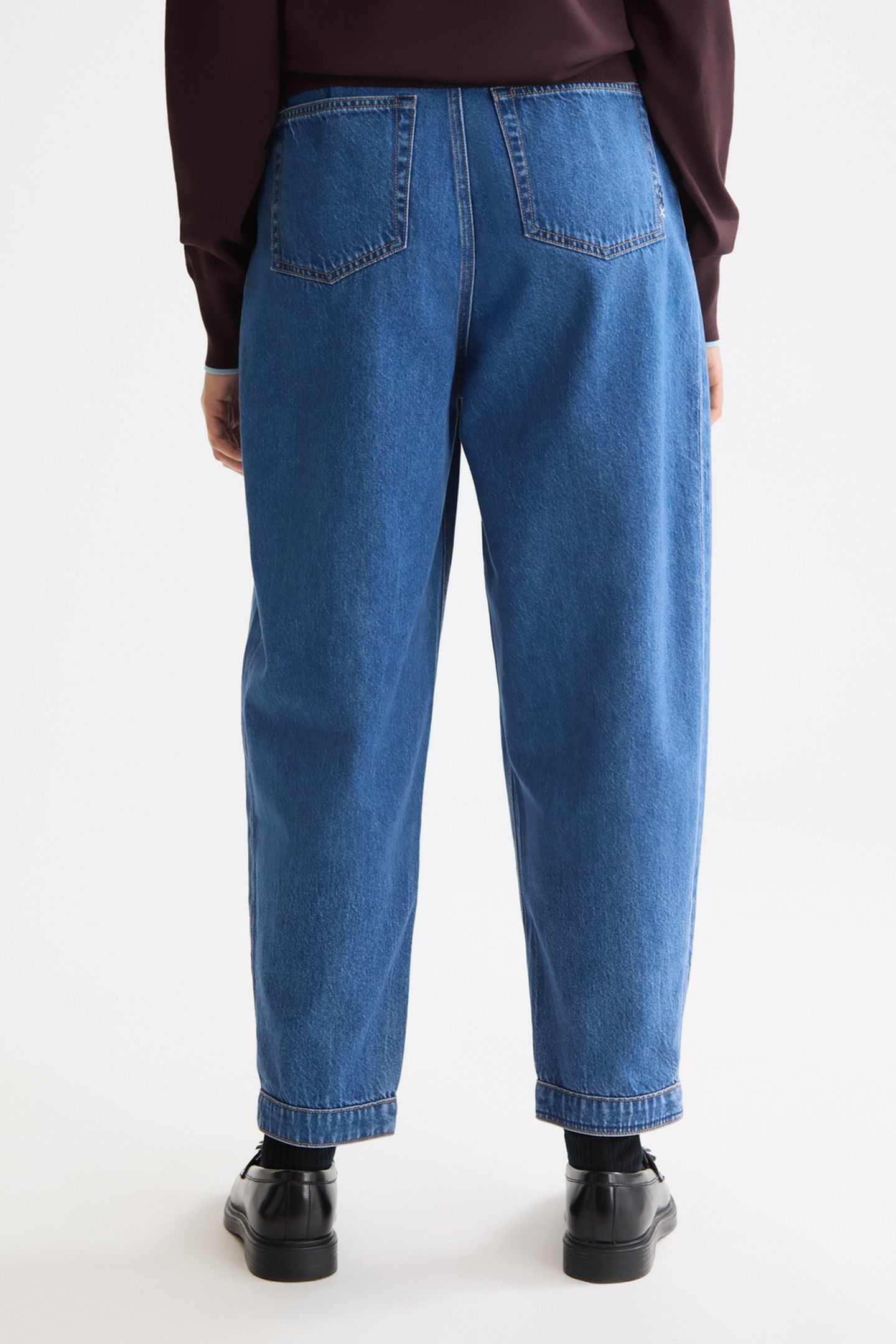 THE FLUX LOOSE TAPERED JEANS — OFF DUTY 3