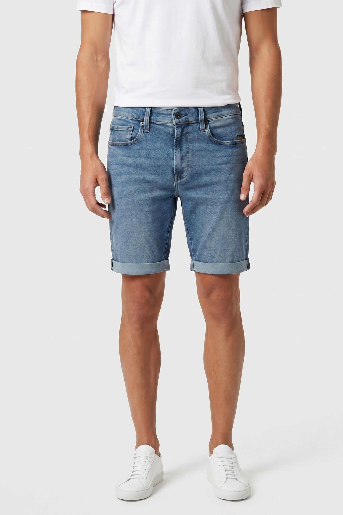 3301 SLIM SHORT MEDIUM AGED 1