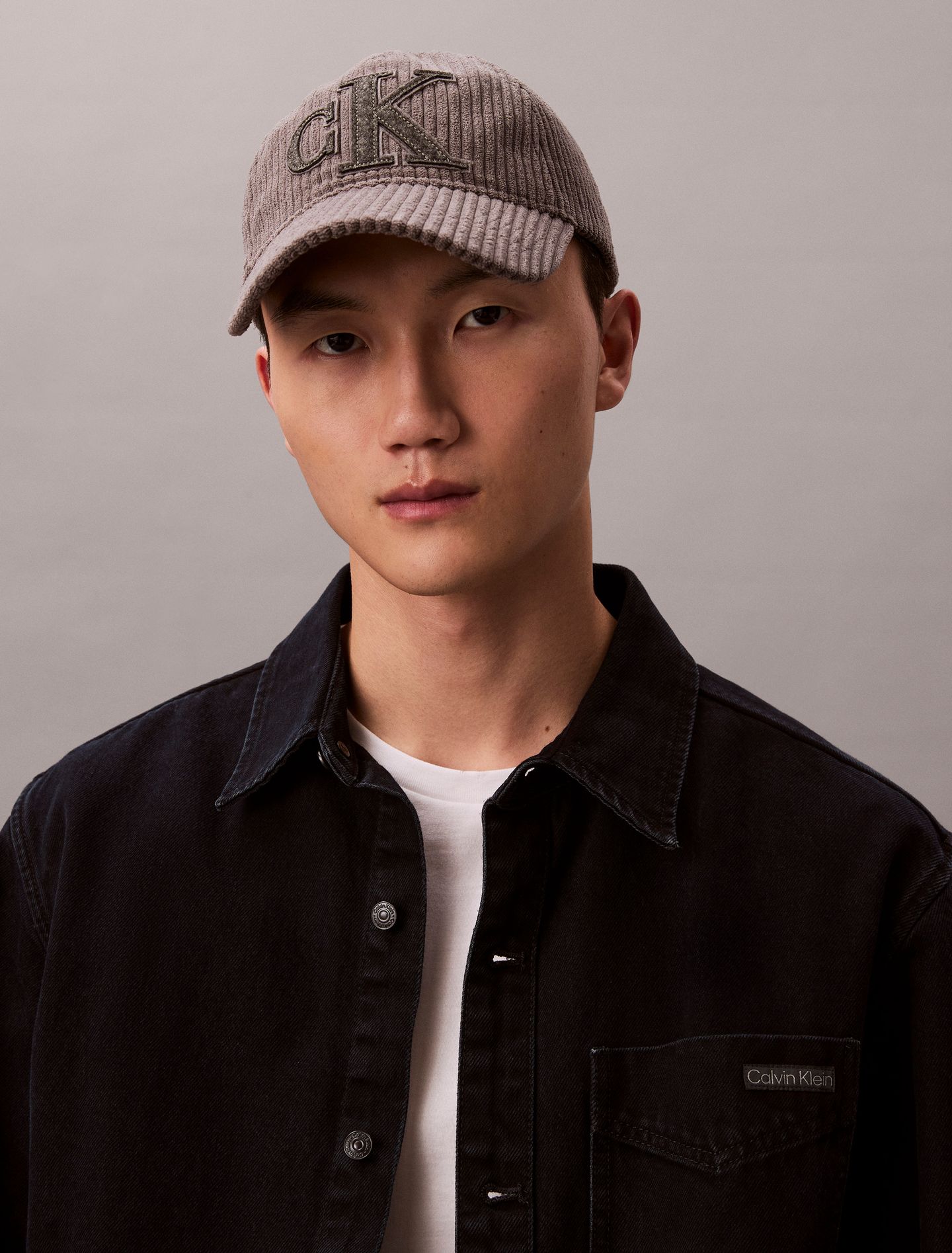 FELT MONOGRAM PATCH CAP CHARCOAL GRAY 1