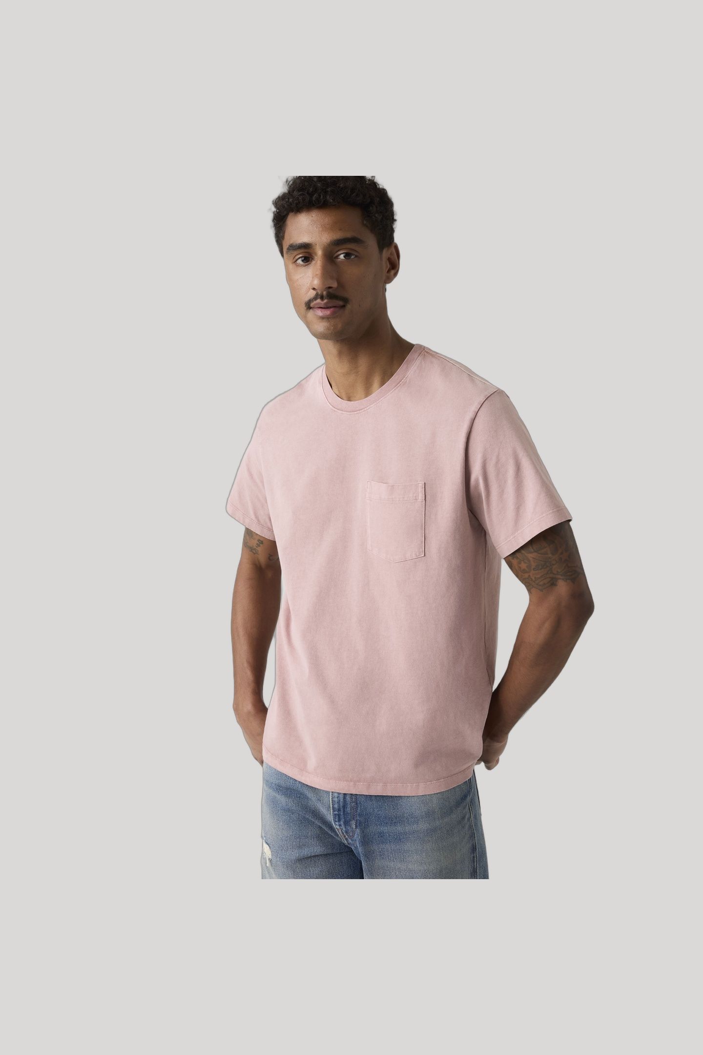 ESSENTIAL POCKET TEE 3