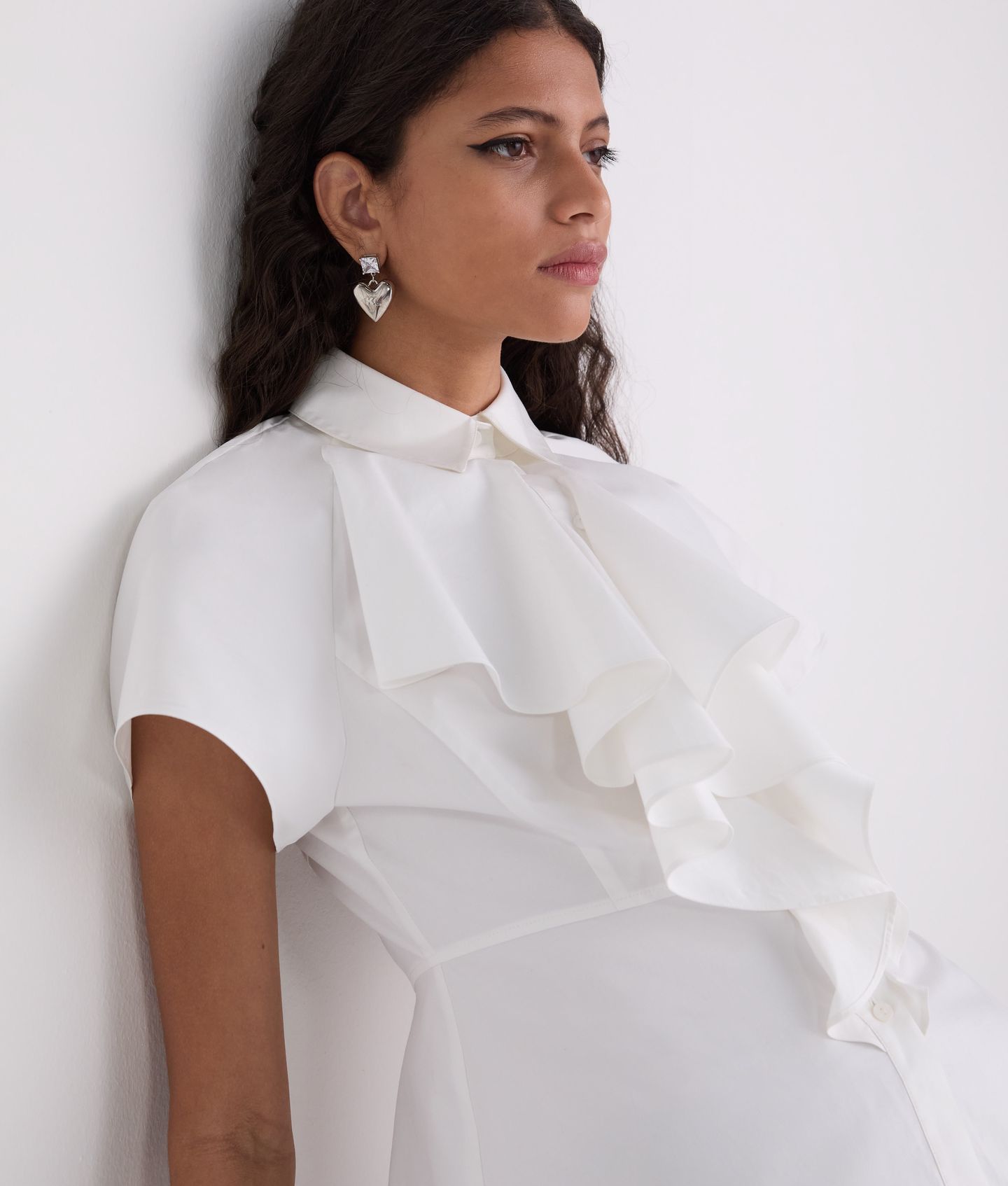 FRONT RUFFLE SSLV POPLIN SHIRT WHITE 3