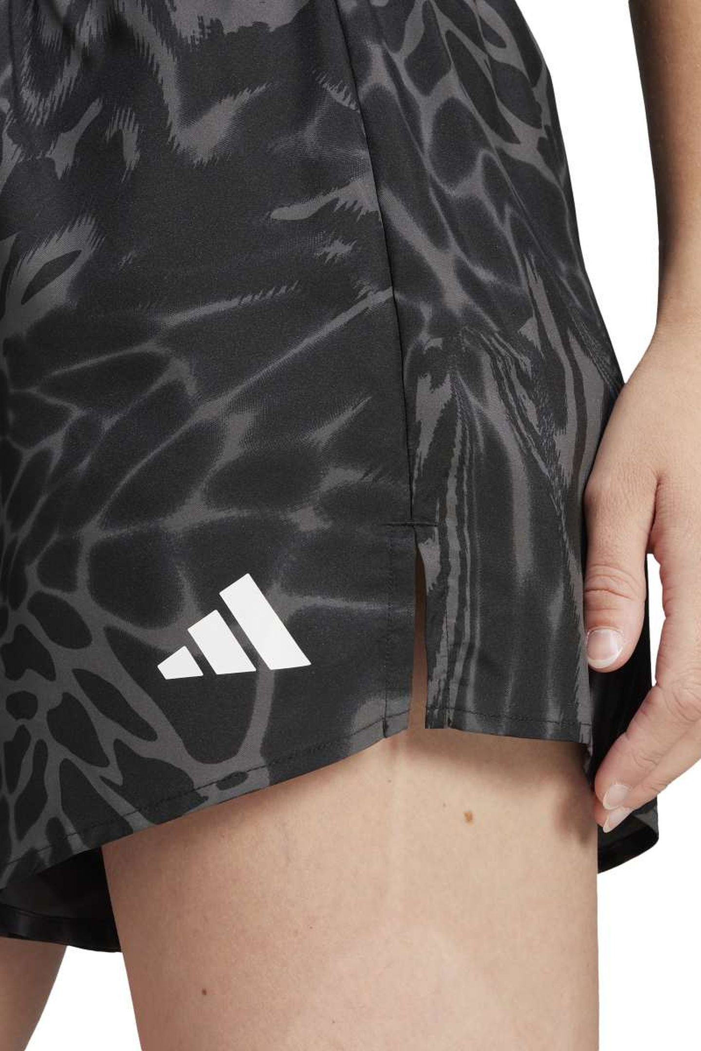 PERFORMANCE WORKOUT ESSENTIALS PRINTED WORKOUT SHORTS BLACK 6