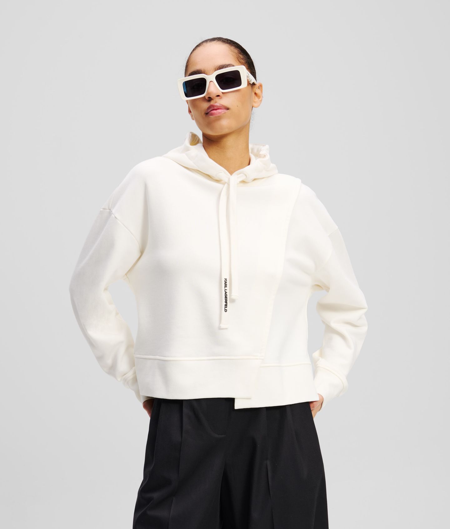 ASYMMETRIC HOODIE CANNOLI CREAM 1