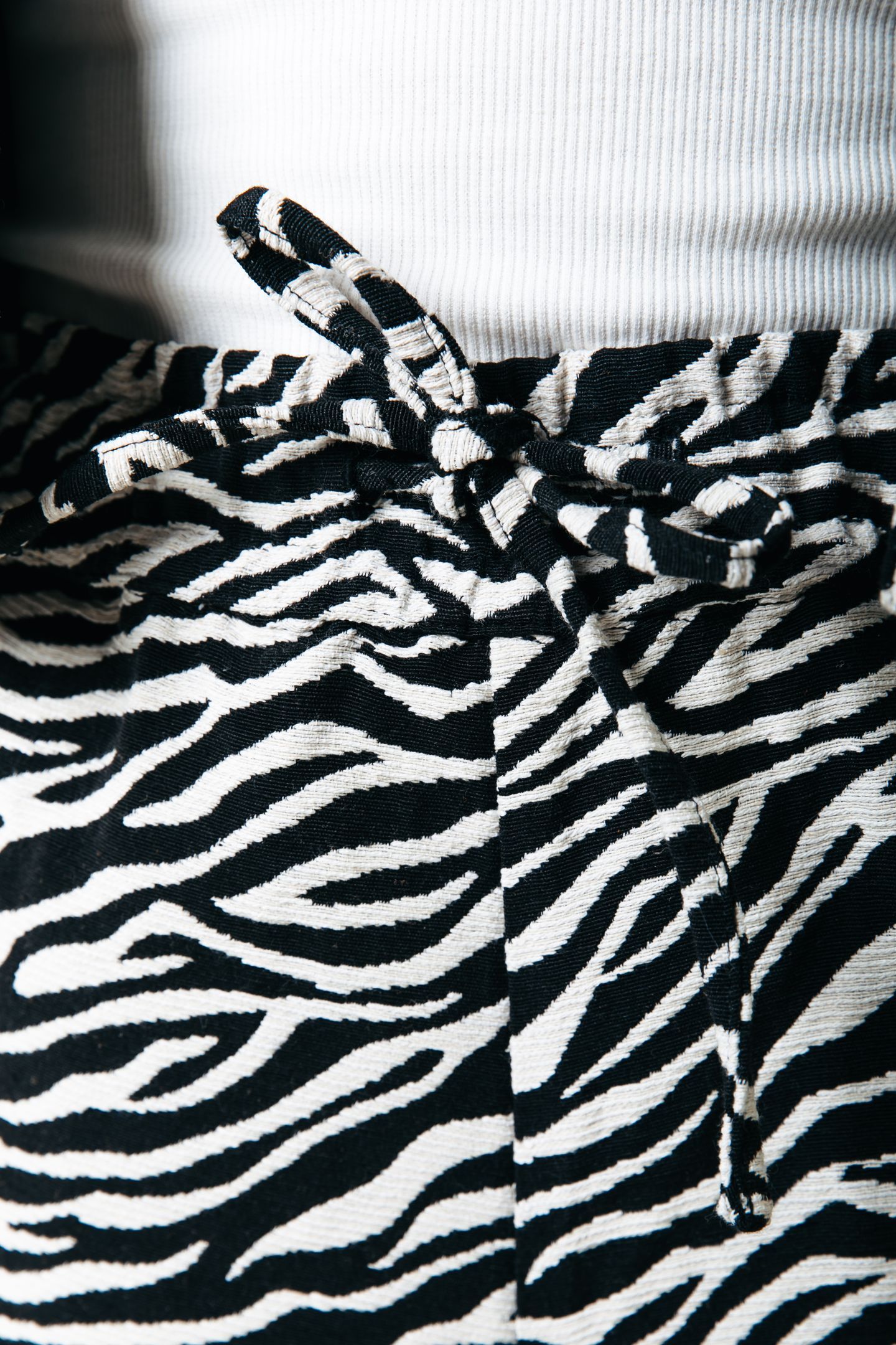 FLORENCE ZEBRA JACQUARD SHORT BLACK/WHITE 4