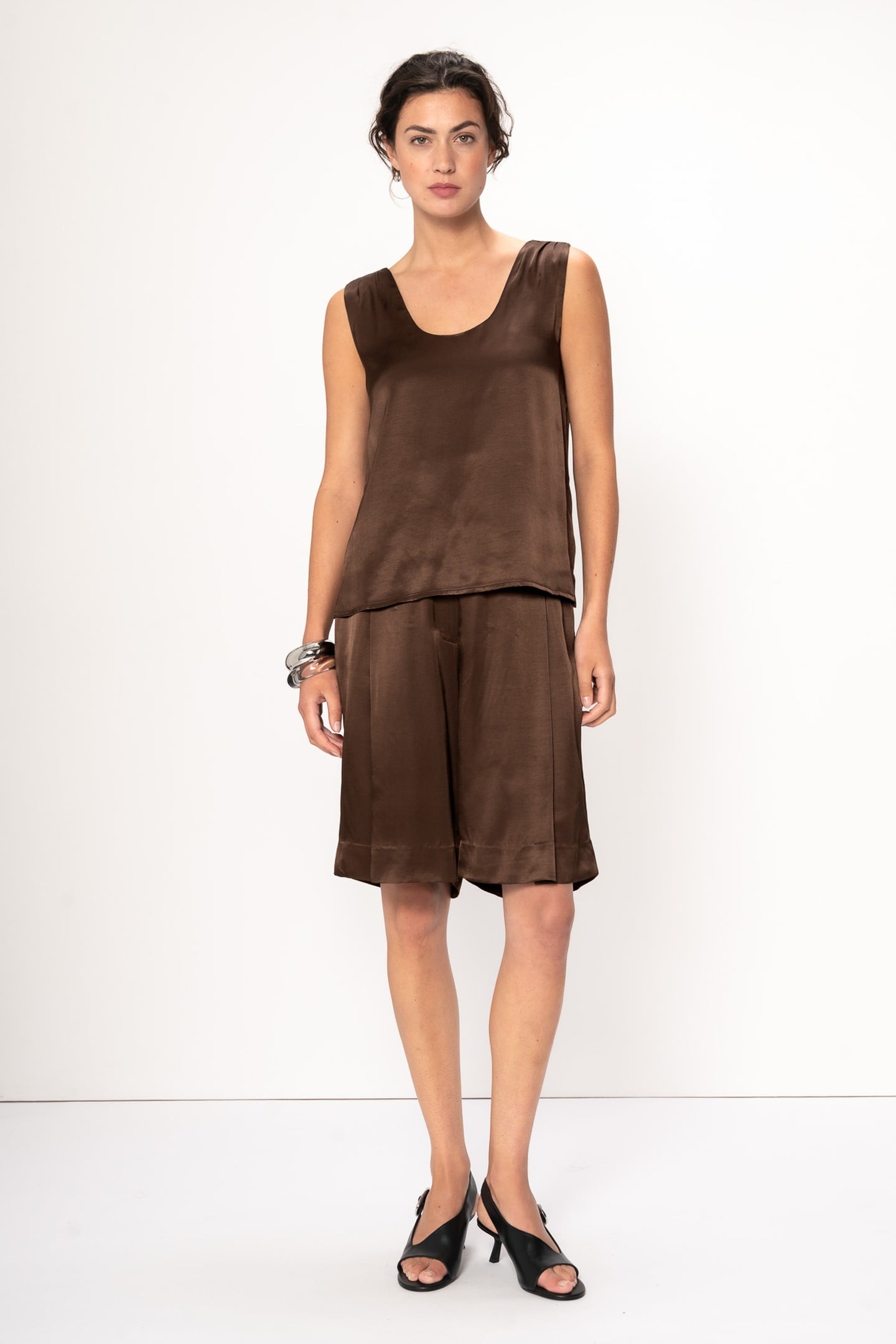 KAYA TOP WALNUT 1