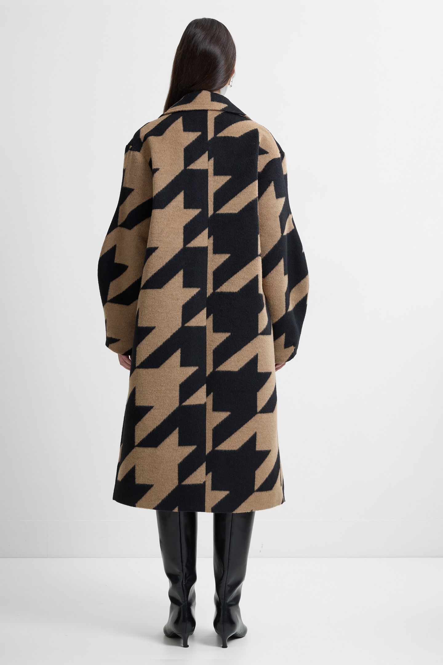 LUCILLA HOUNDSTOOTH COAT BLACK/CAMEL 2