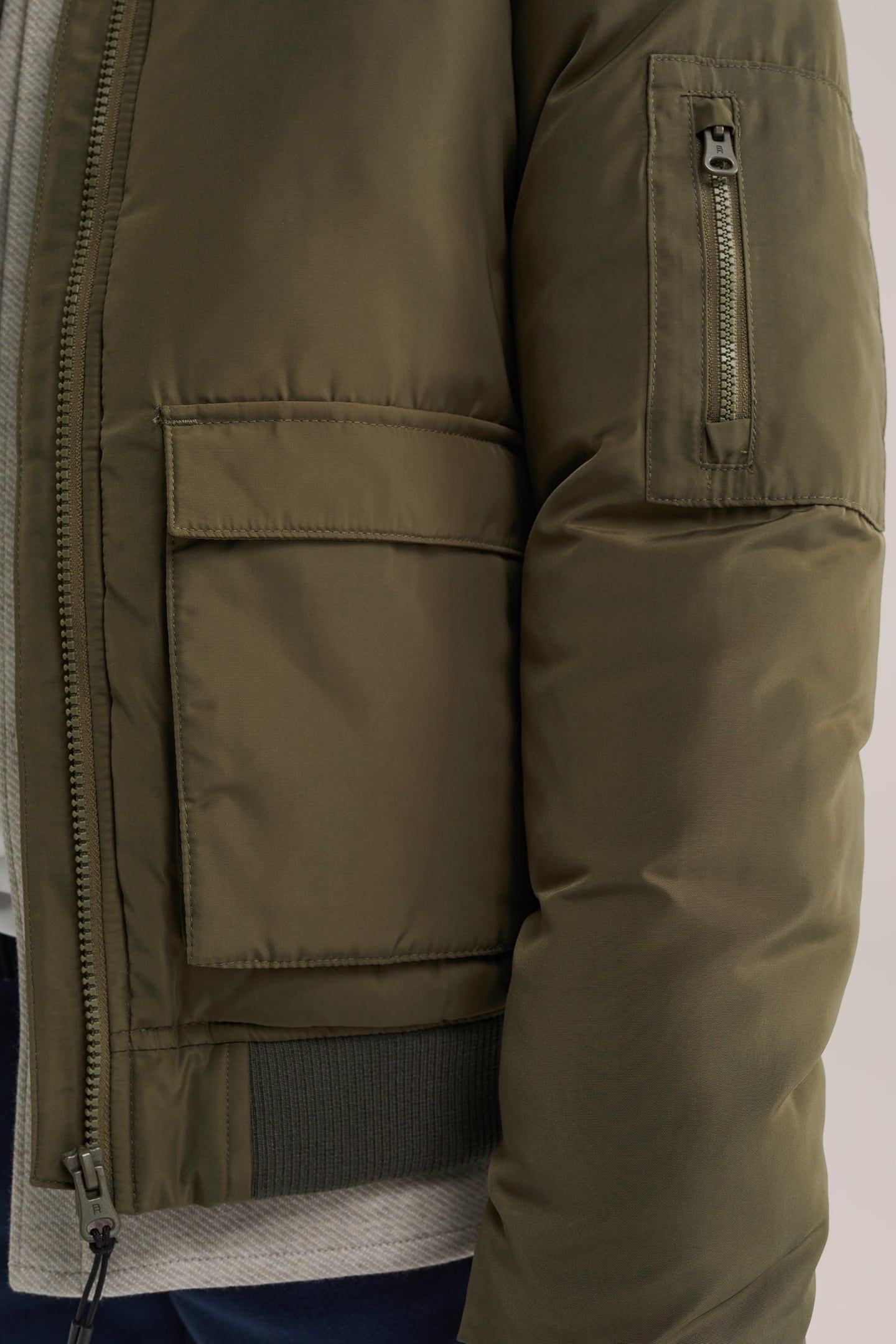BOMBER ARMY GREEN 6