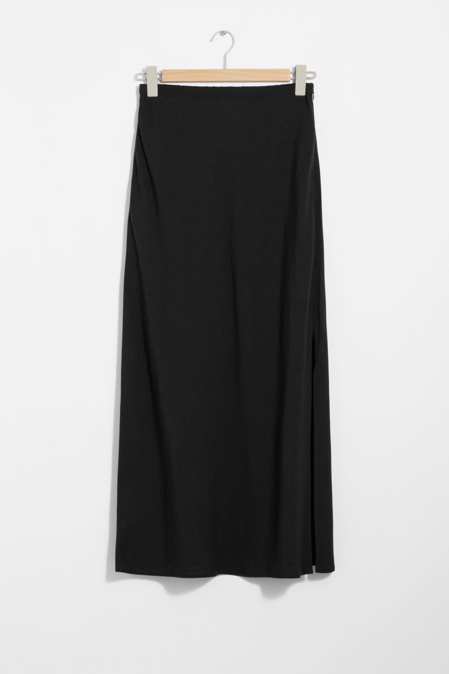EVINA MAXI SKIRT BLACK 4