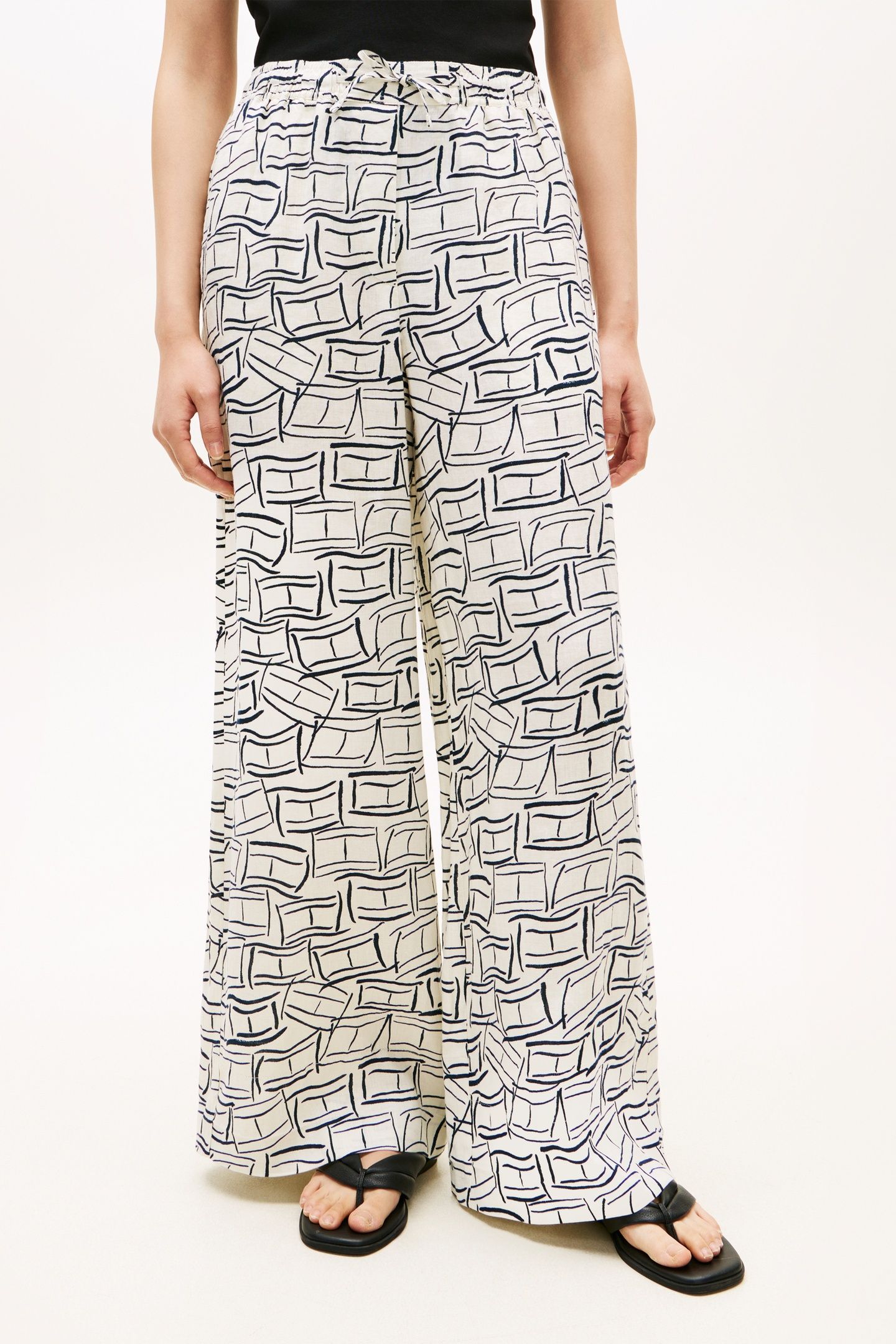 ESSENTIAL LINEN PULL ON PANTS SMALL FLAG FEATHERS CALICO 2