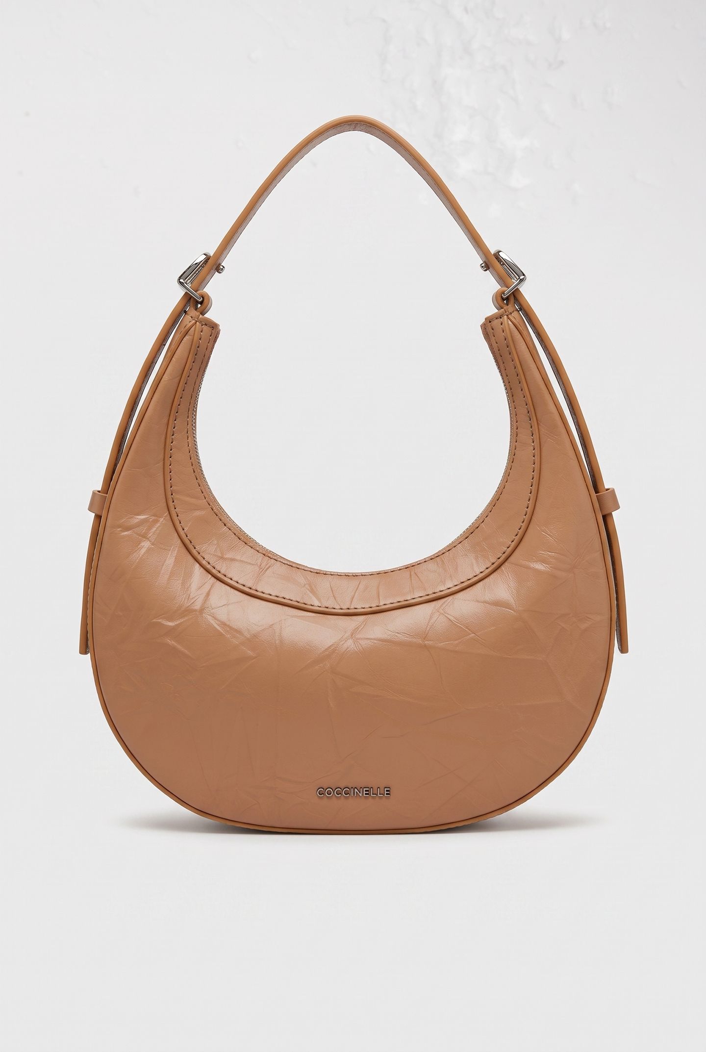 COCCINELLEWHISPER WRINKLE SKIN 2