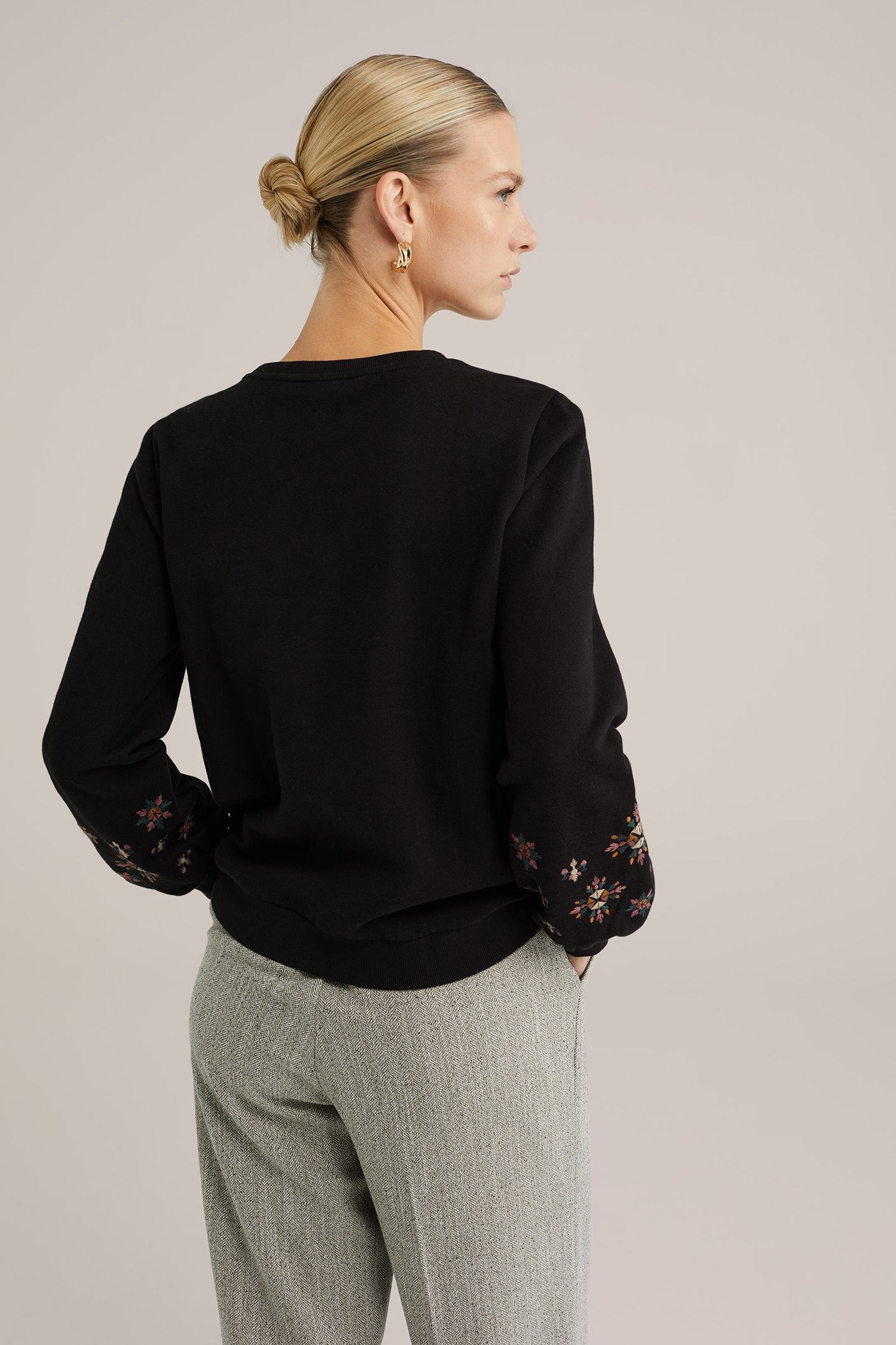 SWEATER BLACK 3