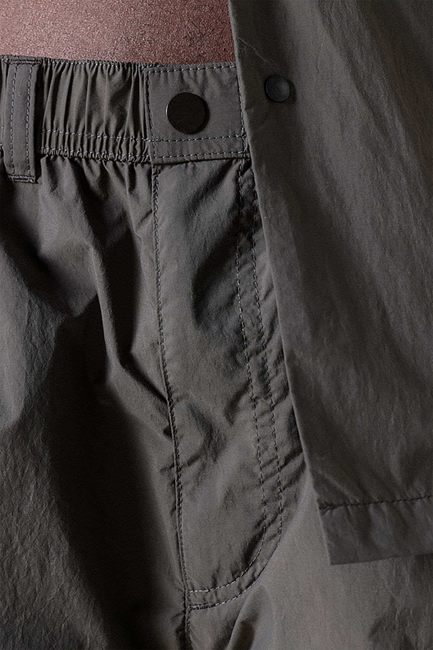 UNISEX SL WR CARGO SHORTS ASH BLACK 4