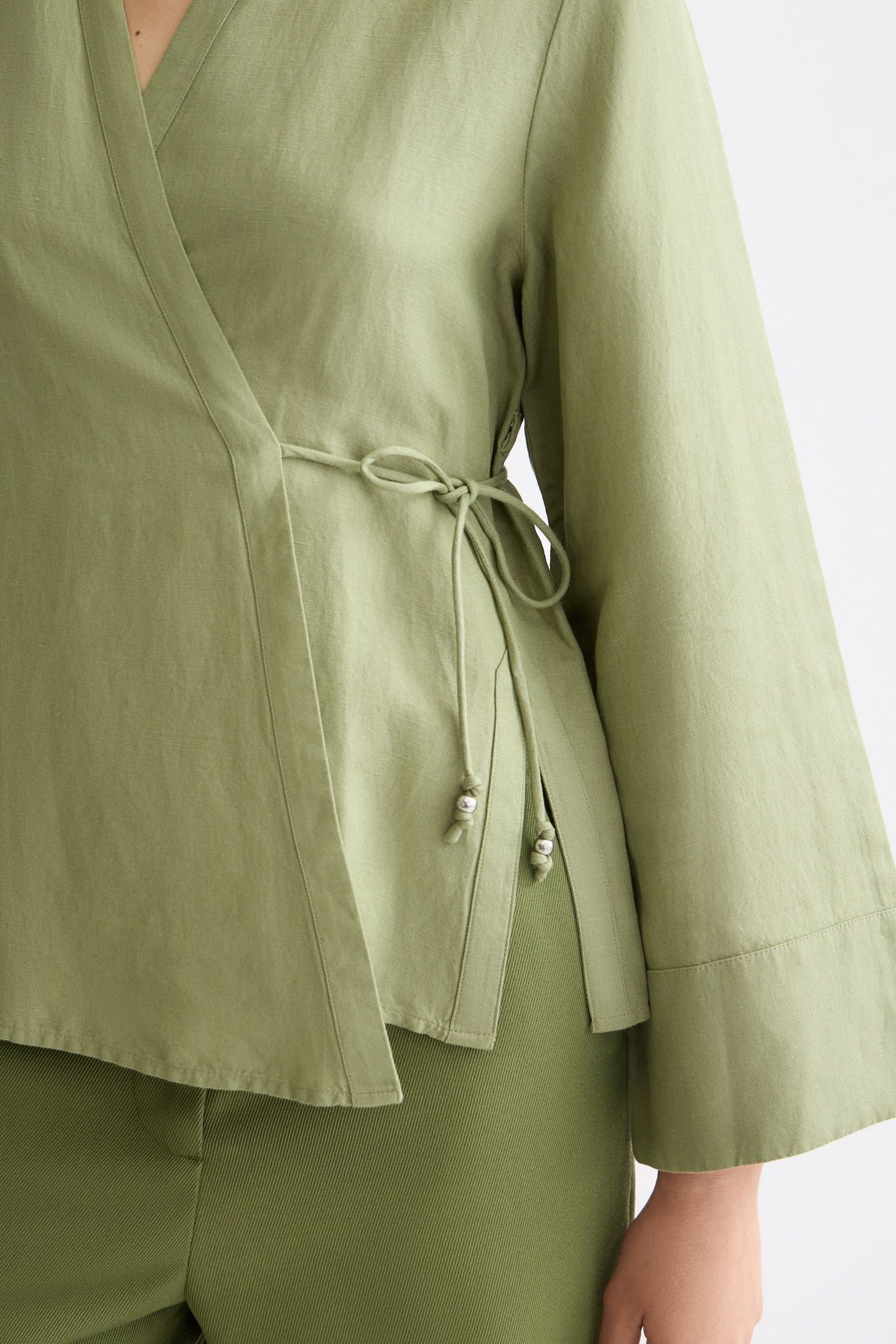 WRAP SHIRT WITH TIE CLOSURE OIL GREEN 4