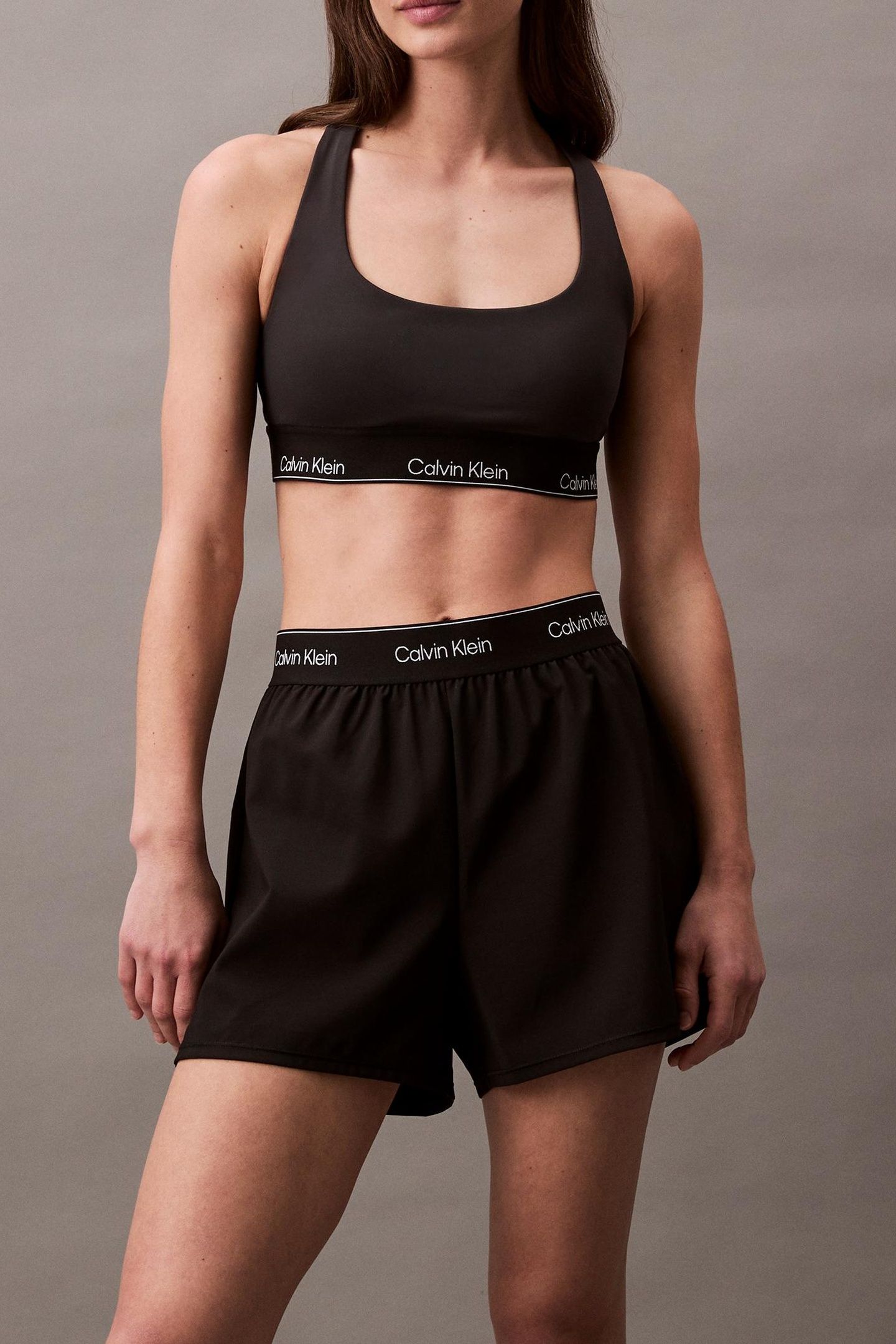 MODERN SPORT BRA MED SUPPORT BLACK 1