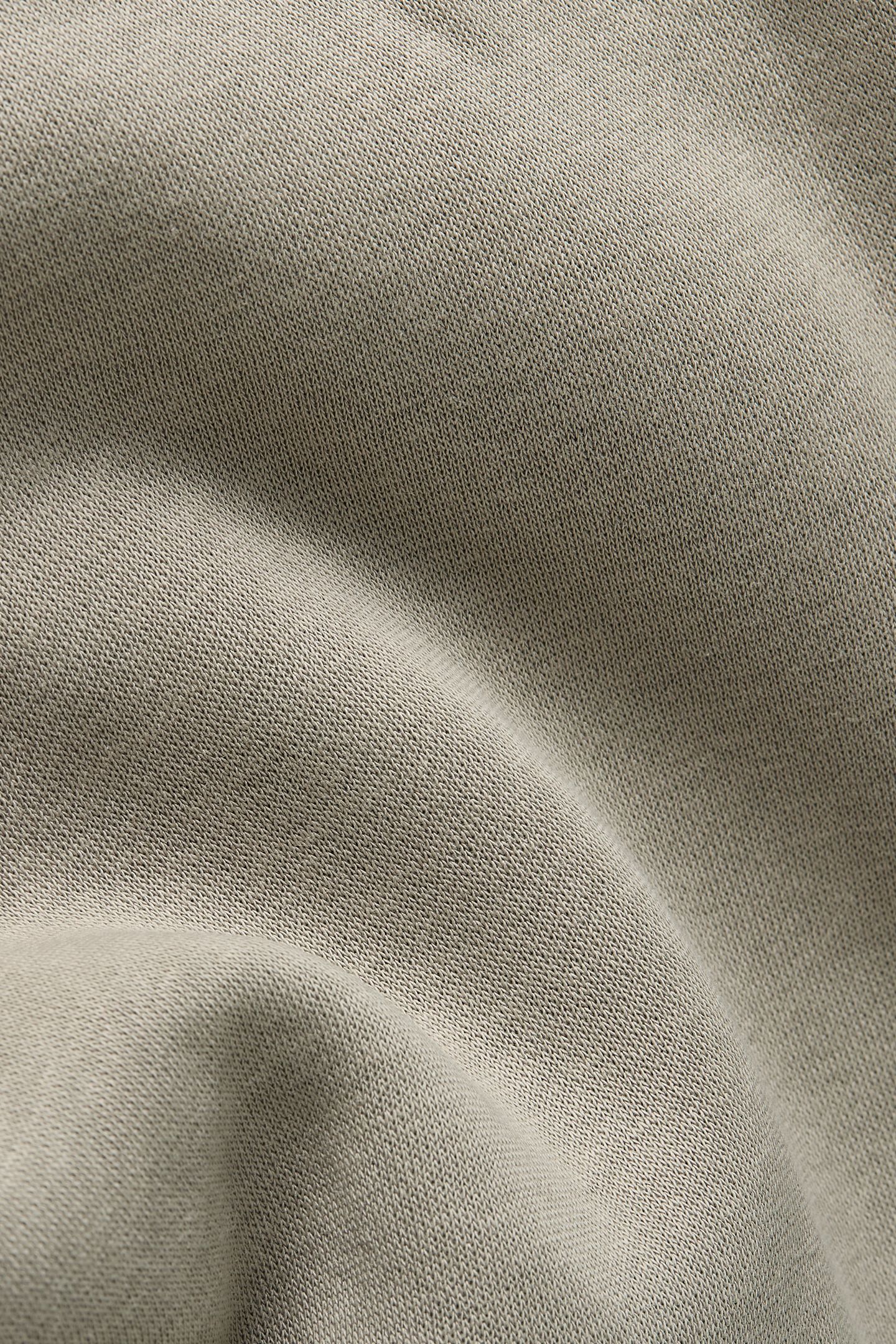 CENTER CHEST LOGO SWEATER ELEPHANT SKIN 6