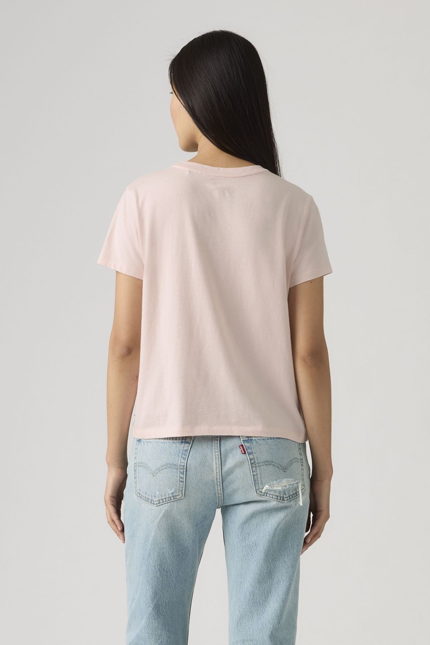 GRAPHIC FAVORITE TEE 3