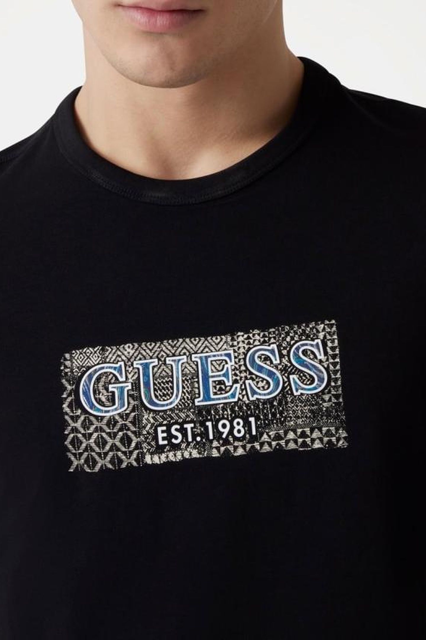 GUESS ECO SS CN GUESS BOX TEE JET BLACK A996 5