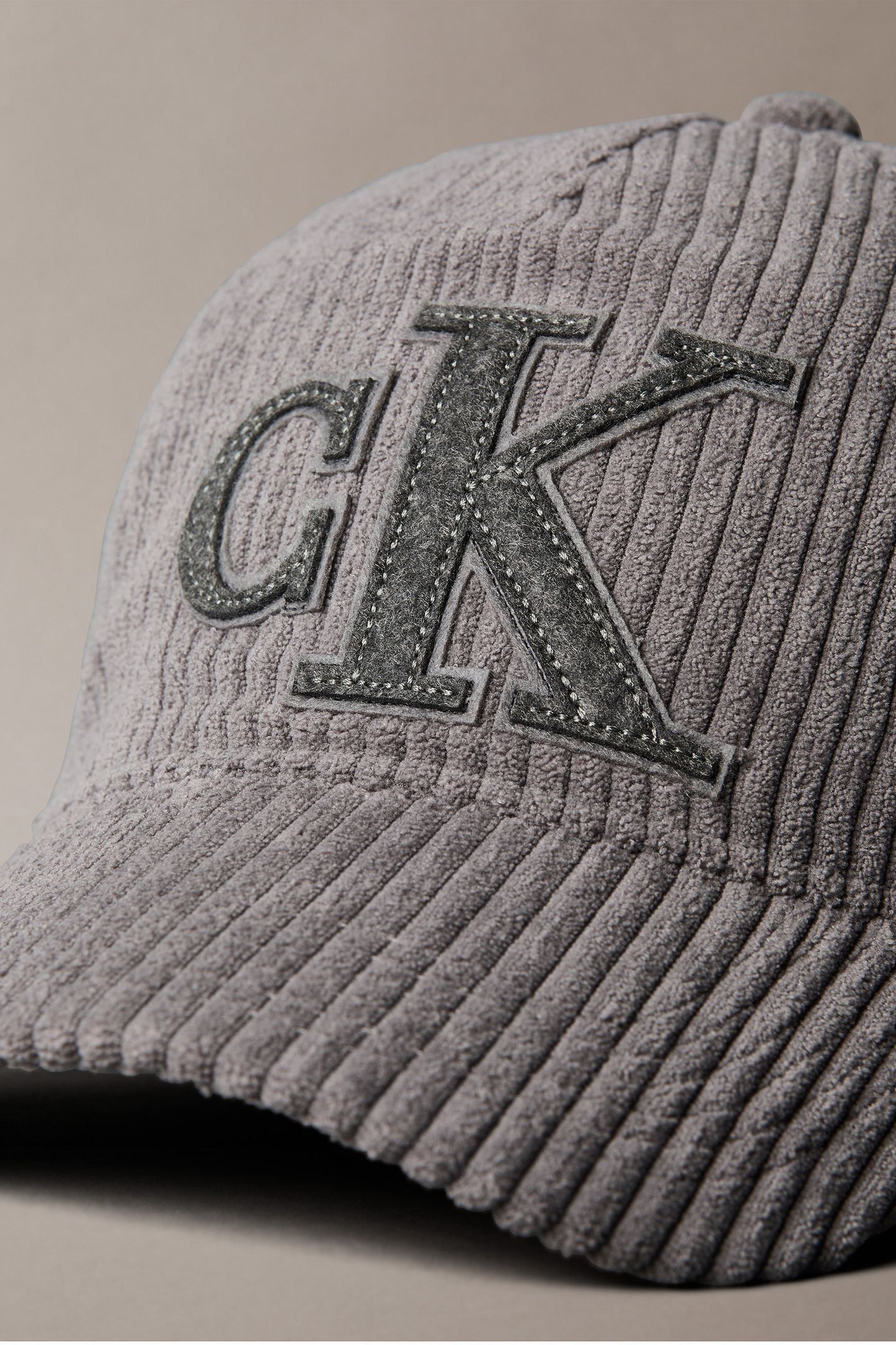 FELT MONOGRAM PATCH CAP CHARCOAL GRAY 4