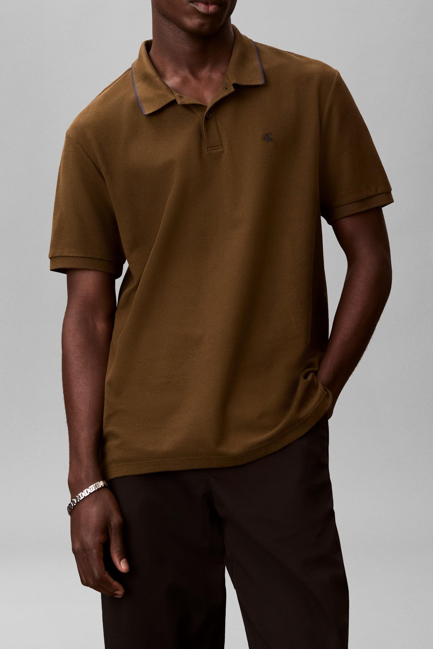 SS REFINED PIQUE TIP POLO CRUDE GREEN 1
