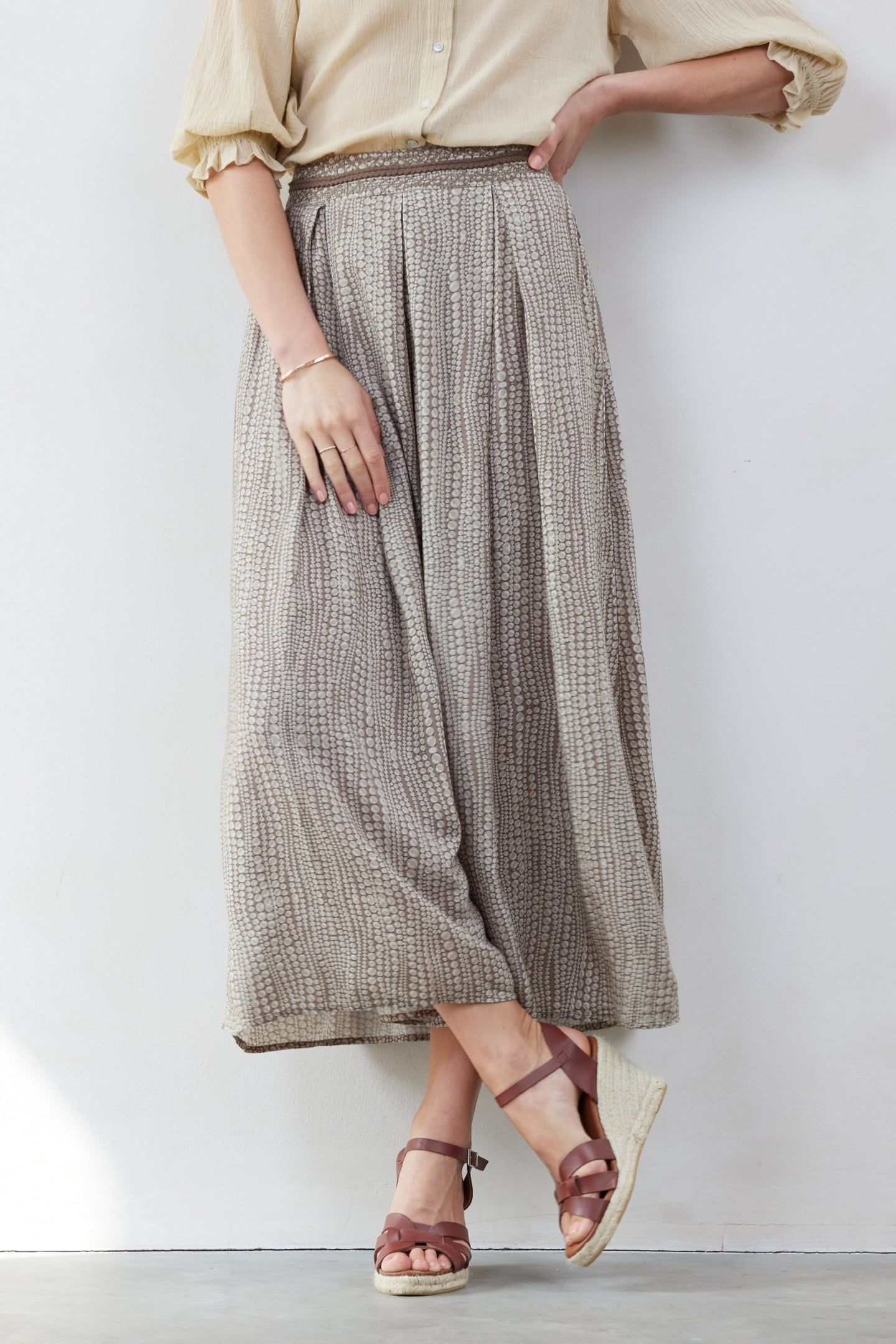 SKIRT GLOSS EMBRO SAND WITH JOY PRINT 1