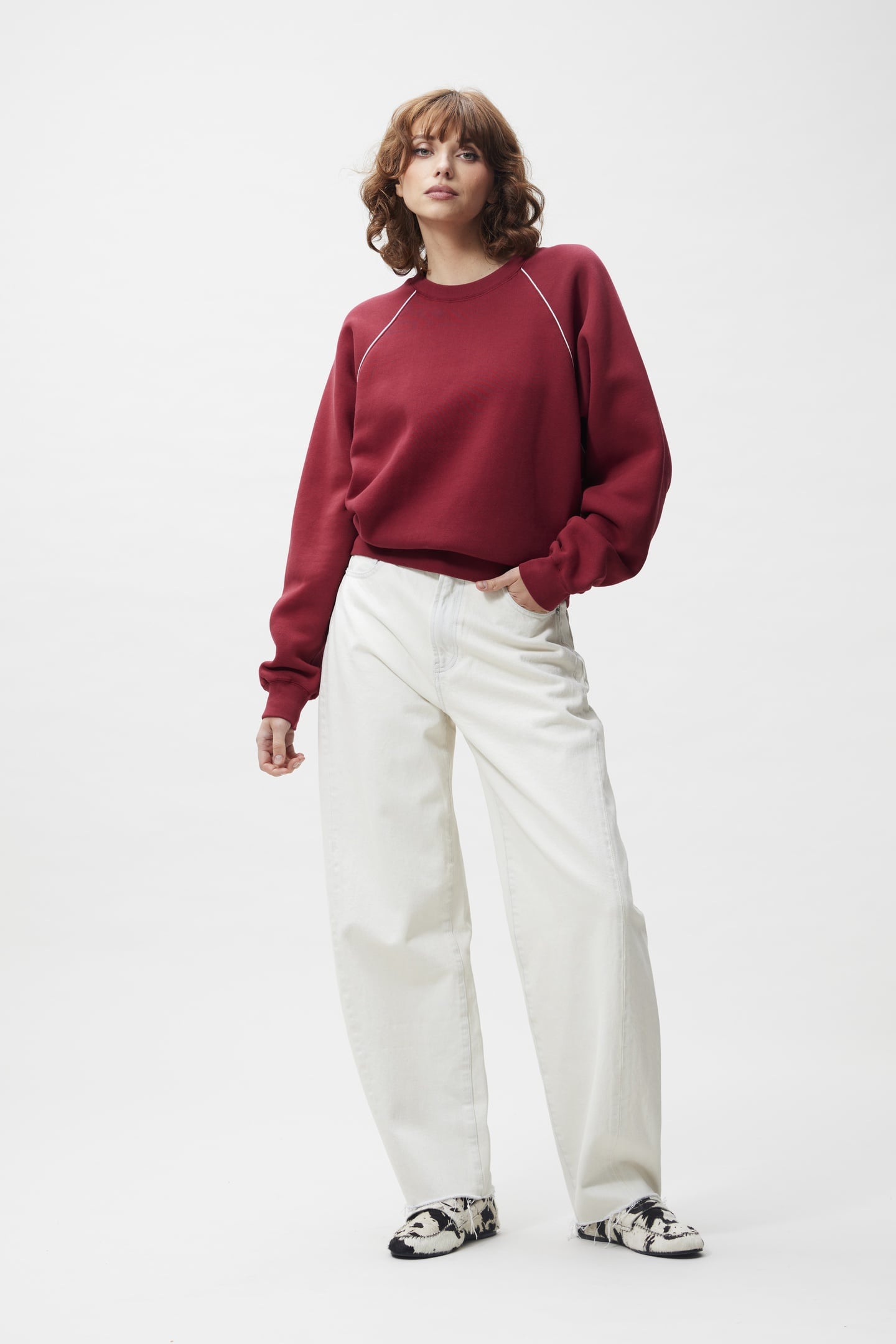 GRAPHIC SWEATER WITH PIPING RHUBARB 2
