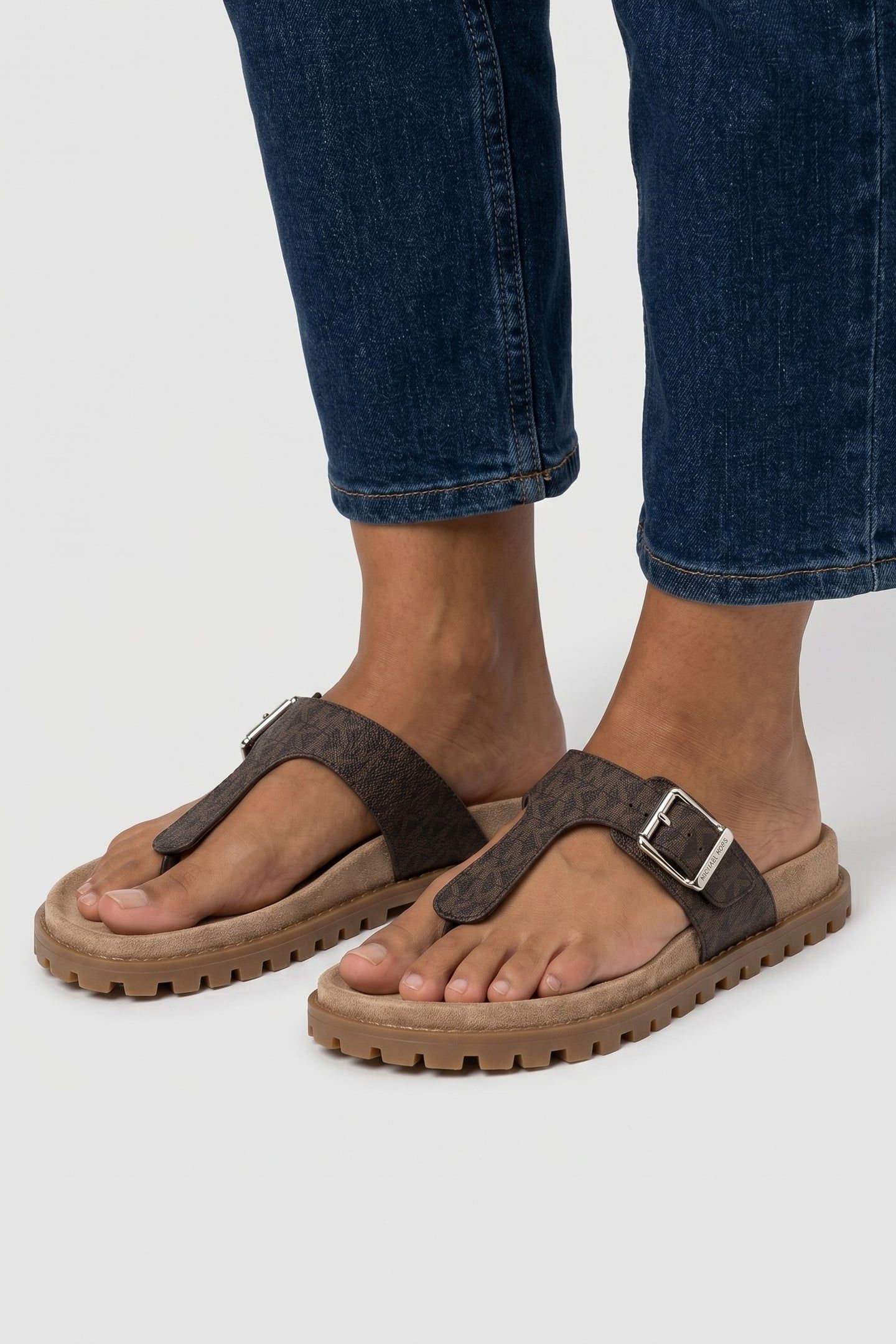 EASTON FLAT THONG BROWN 2