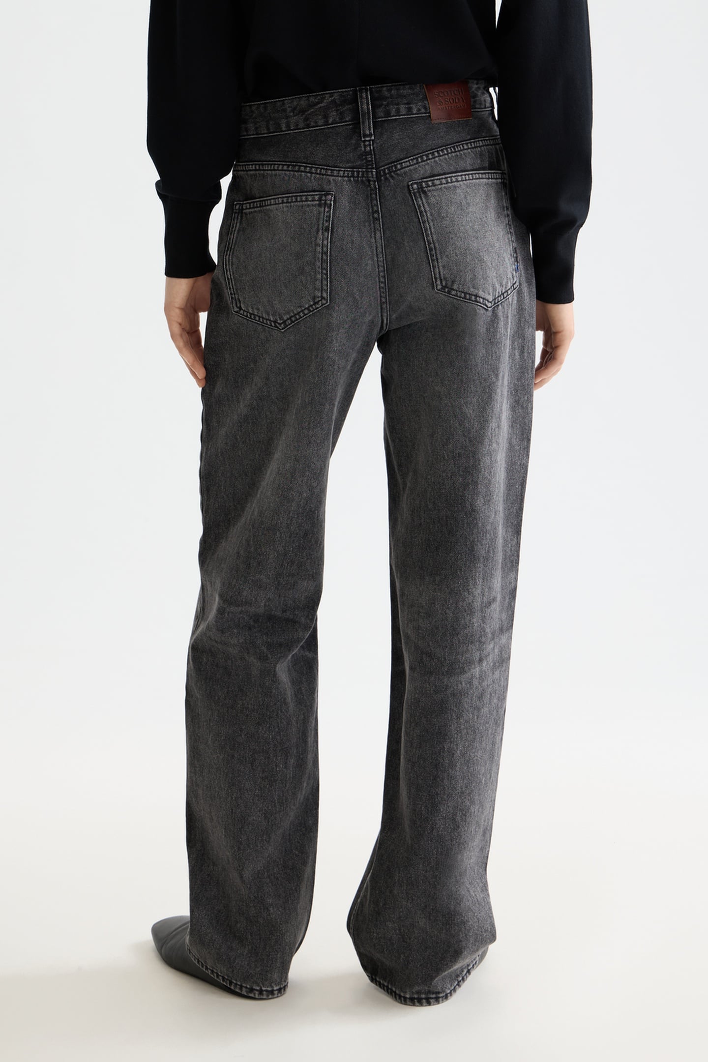 RIPPLE STRAIGHT JEANS — ABSOLUTE BLACK 3