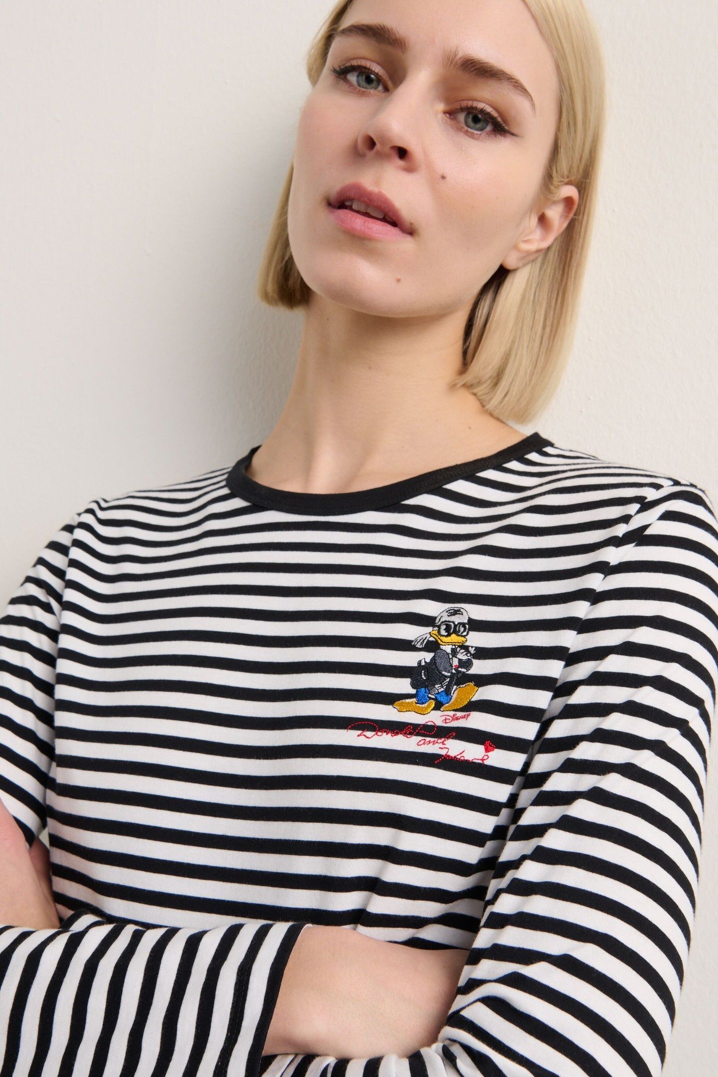 DISNEY STRIPE LONGSLEEVE T-SHIRT SMALL STRIPE BLACK-WHITE 2