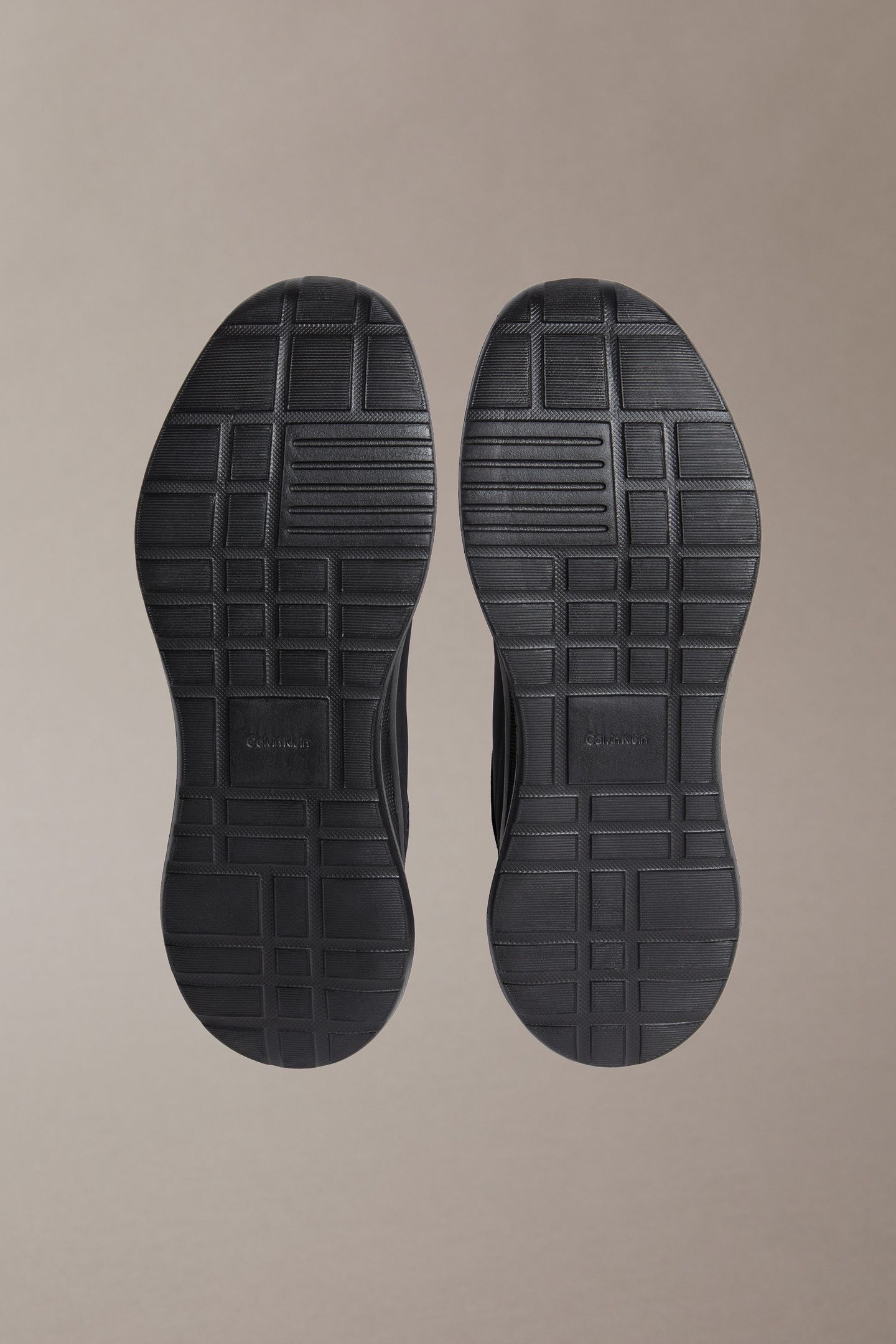 LIGHT EVA RUNNER TRIPLE BLACK 2