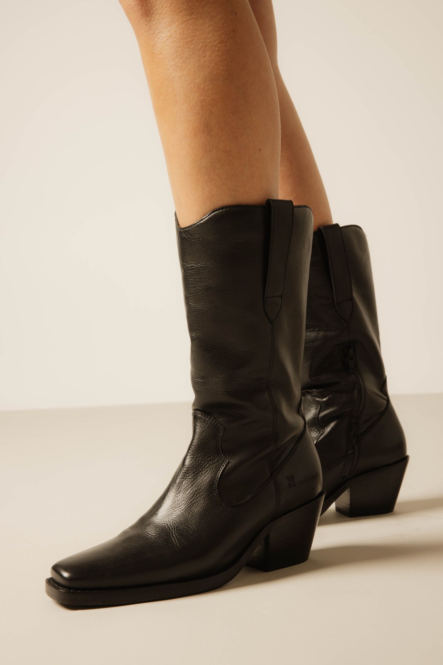 CASSI-DY ANKLE BOOT BLACK 9