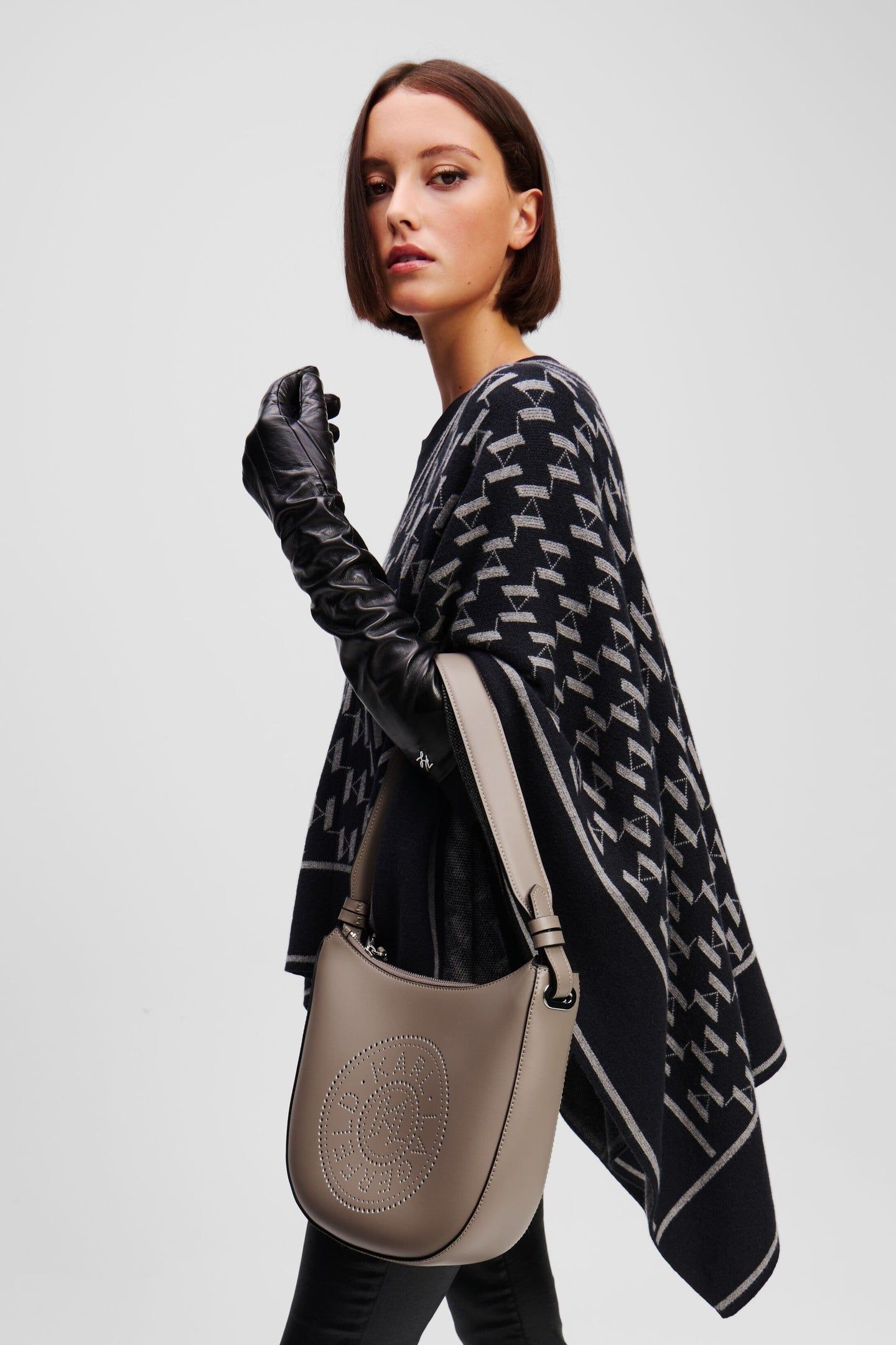 K/CIRCLE MOON SHOULDER BAG PERFORATED ASH GREY 1