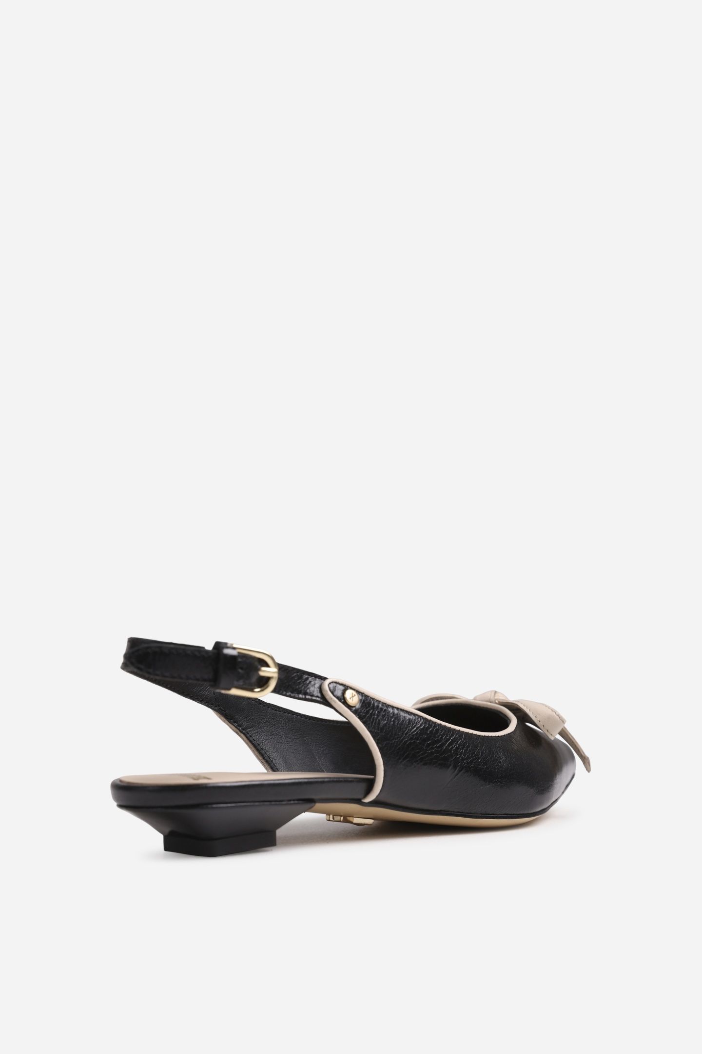 NEW-FABIA DRESS SHOE BLACK/OFF WHITE 5