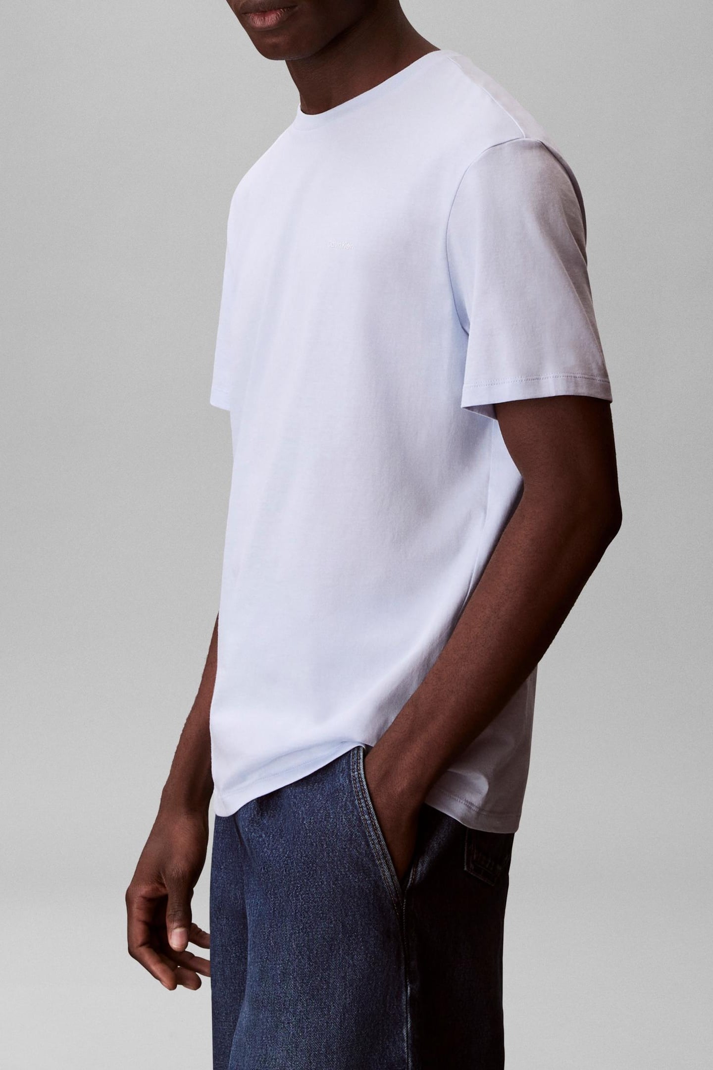 SS MICRO LOGO CREWNECK TEE BREEZY BLUE 3