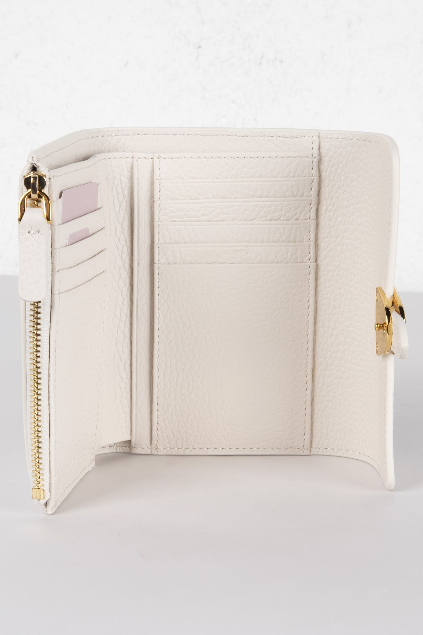 COCCINELLECAMPUS BLANCO 4