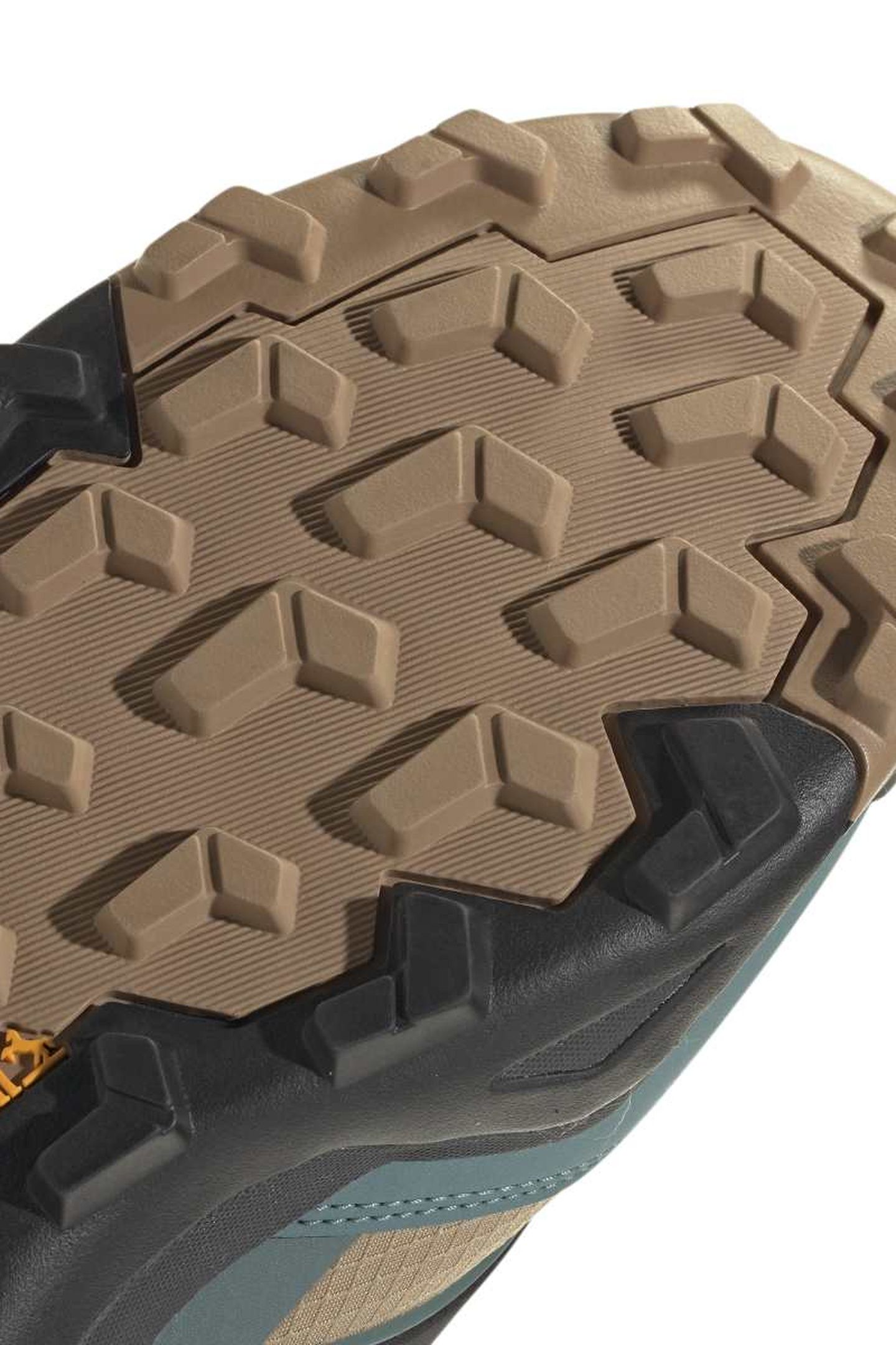 UNISEX PERFORMANCE TERREX SKYCHASER GORE-TEX HIKING SHOES CA 9