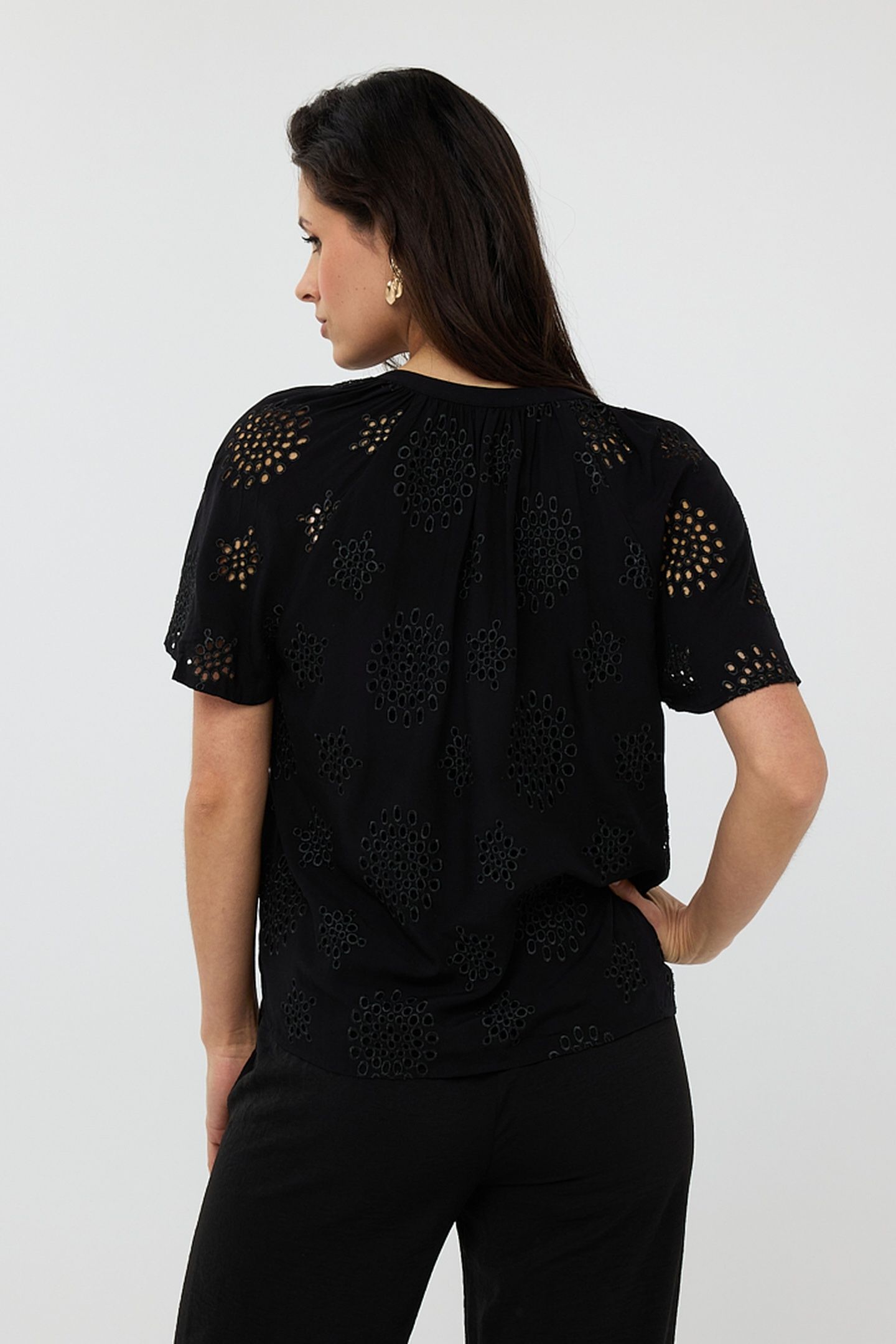 BLOUSE ALLOVER EMBROIDERY BLACK 3
