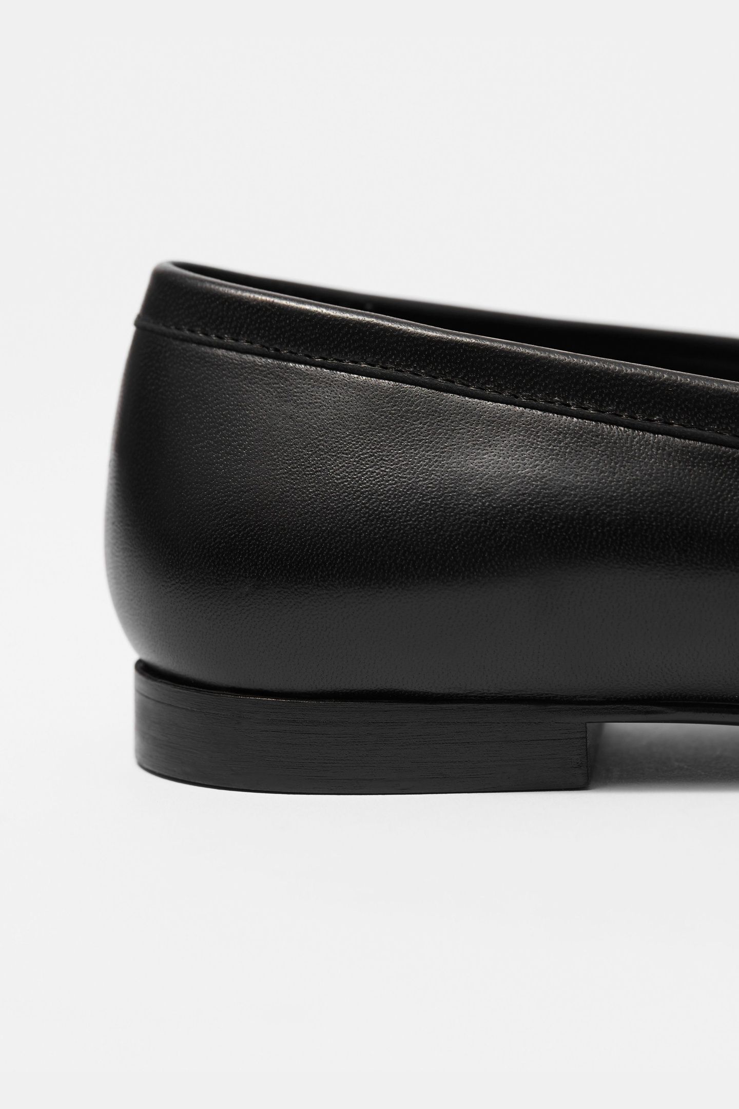 ARSENA LOAFER BLACK 4