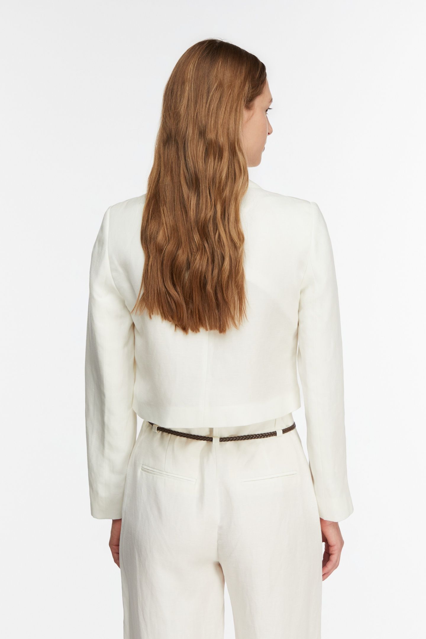 COMMA JACKETS INDOOR WHITE 4