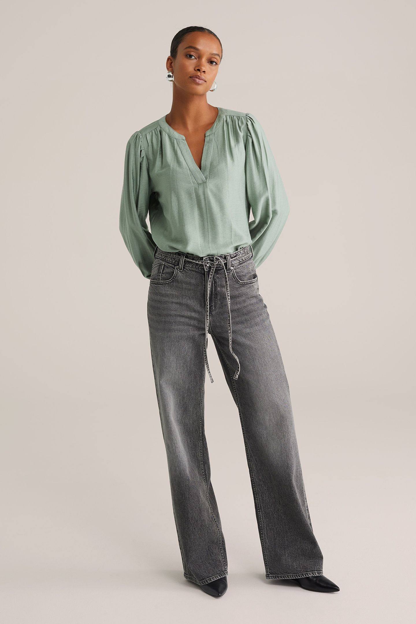 BLOUSE LIGHT GREEN 3