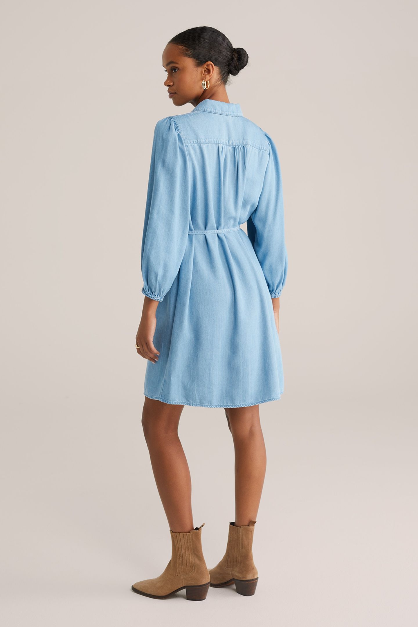 DRESS MID LENGTH LIGHT BLUE 2