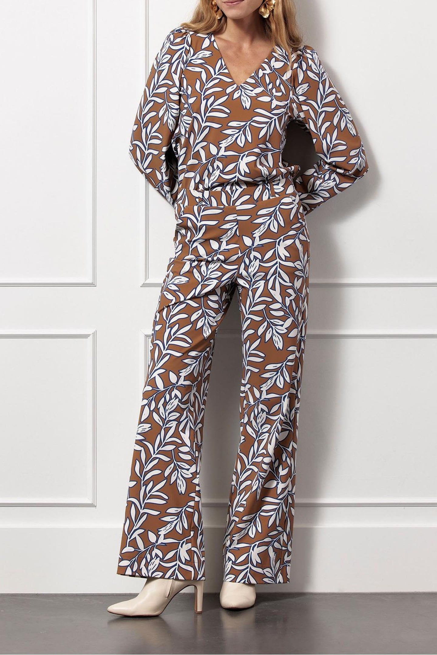 MARILON LEAVES TROUSERS CARAMEL/INK BLUE 2