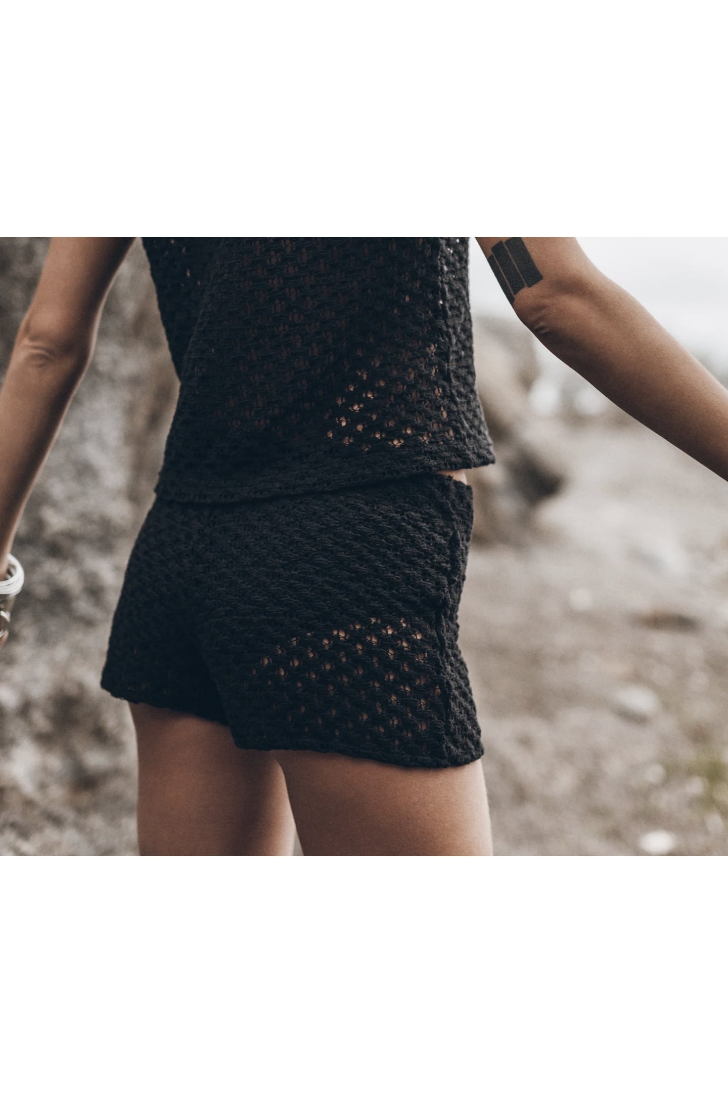 THE BLACK CROCHET SHORTS 2