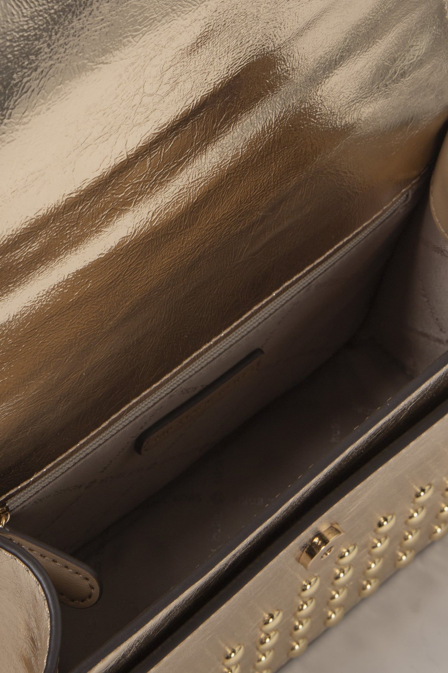 SMALL FLAP CROSSBODY PALE GOLD 4