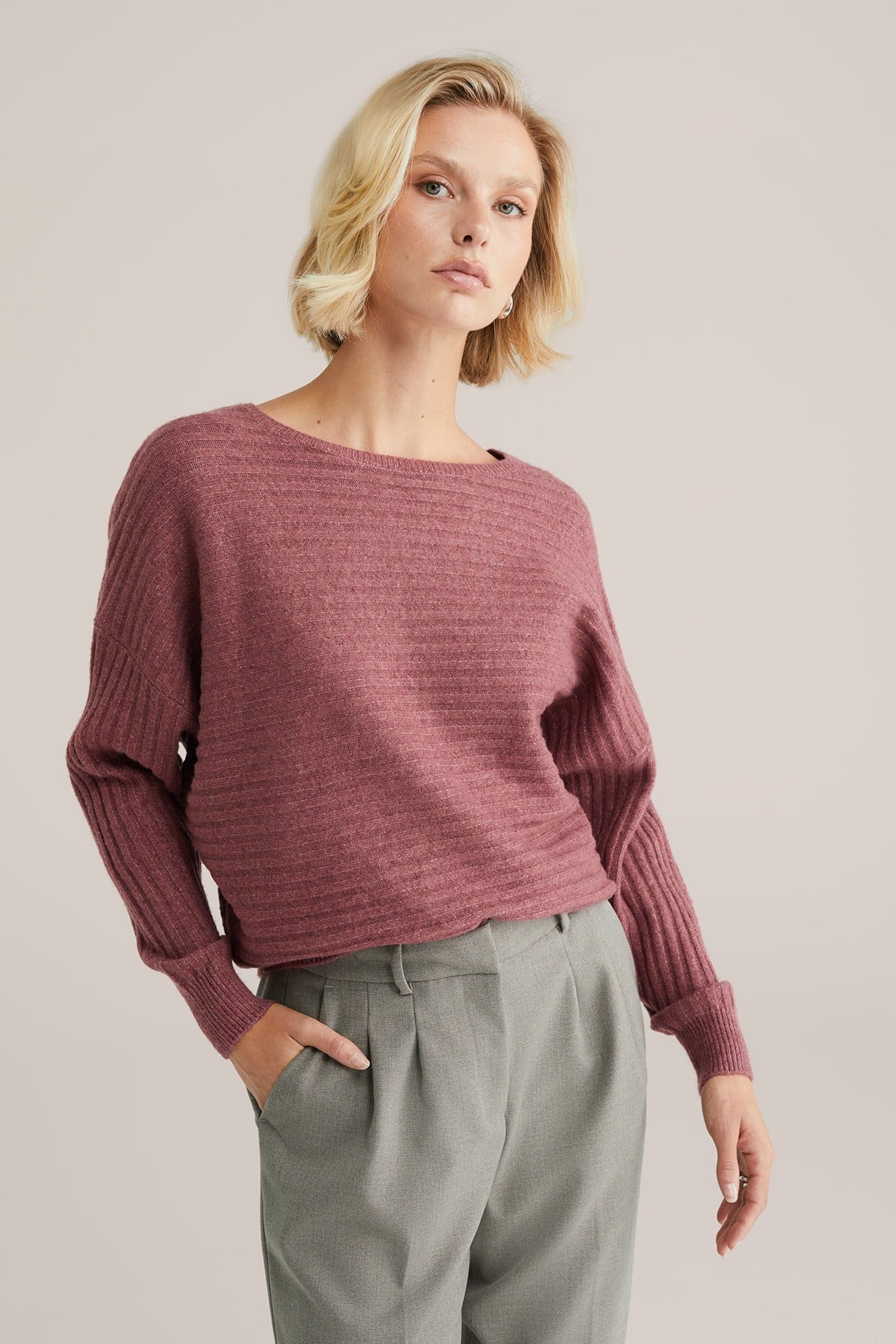 KNITTED PULLOVER LIGHT RED 2