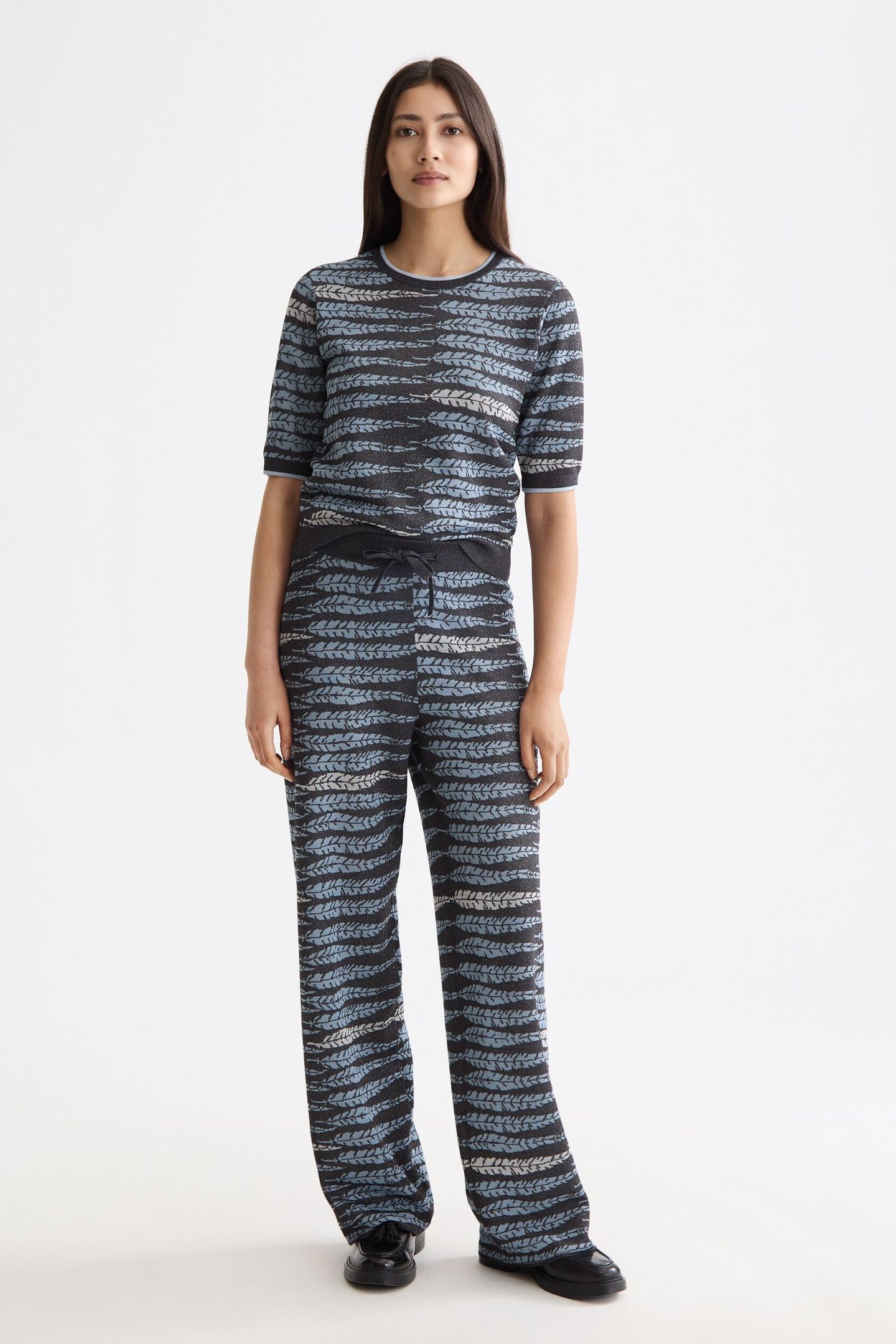 LUREX JACQUARD KNITTED TEE CHARCOAL ART 3