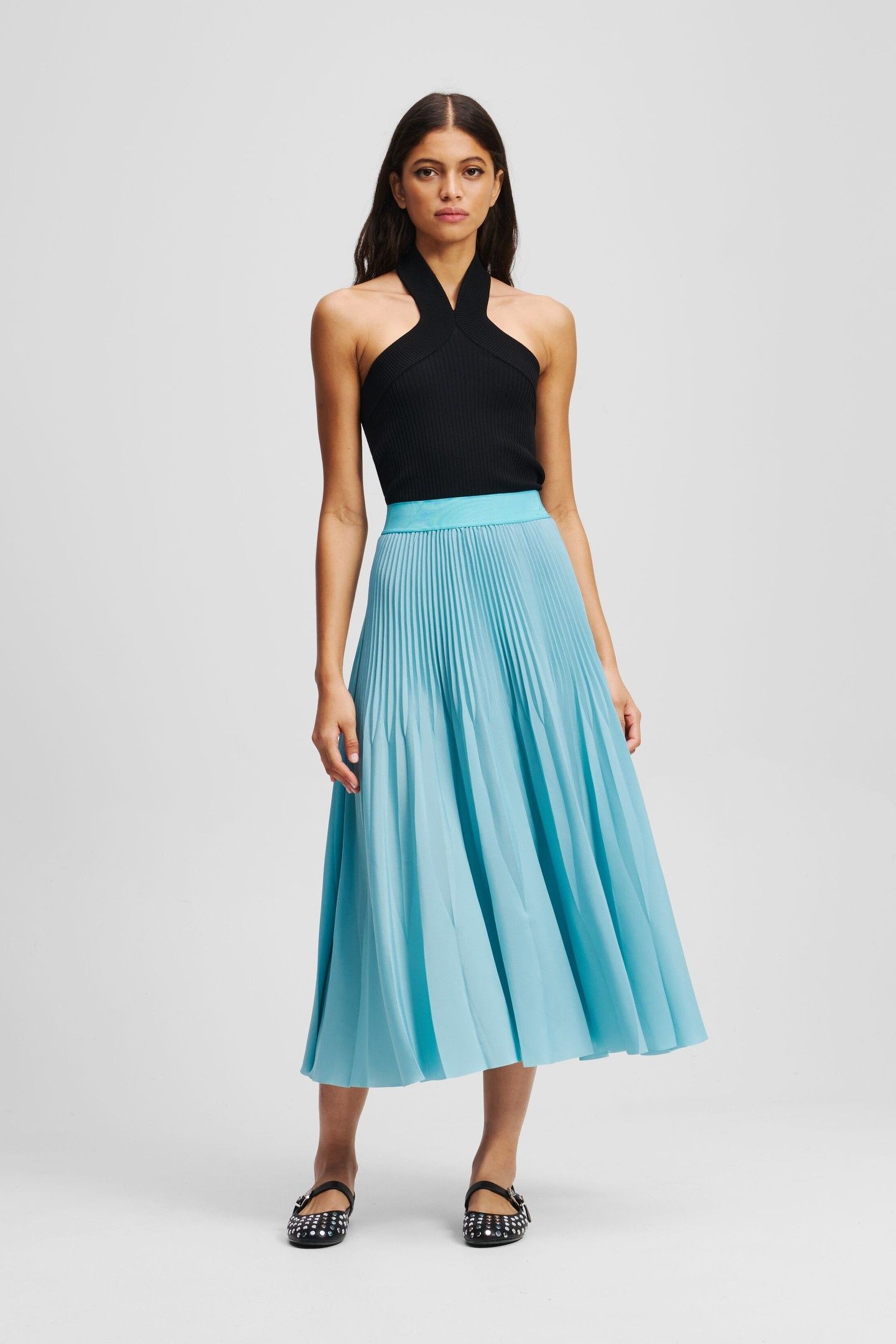COMMERCIAL PLEATED SKIRT STILL WATER 7