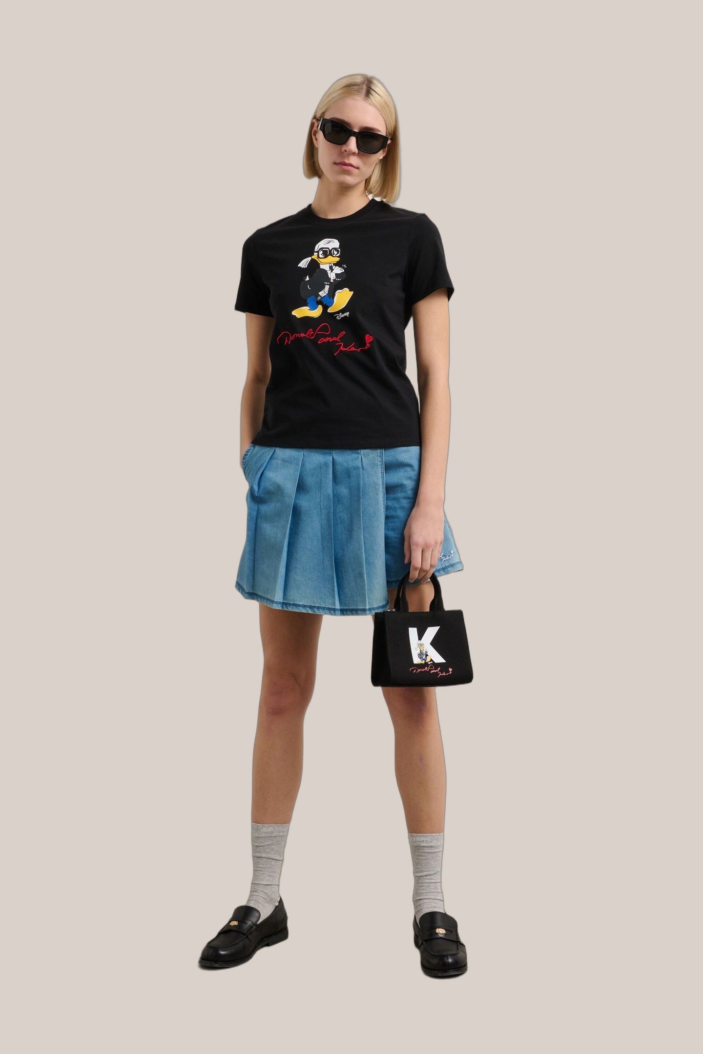 DISNEY REGULAR T-SHIRT BLACK 2