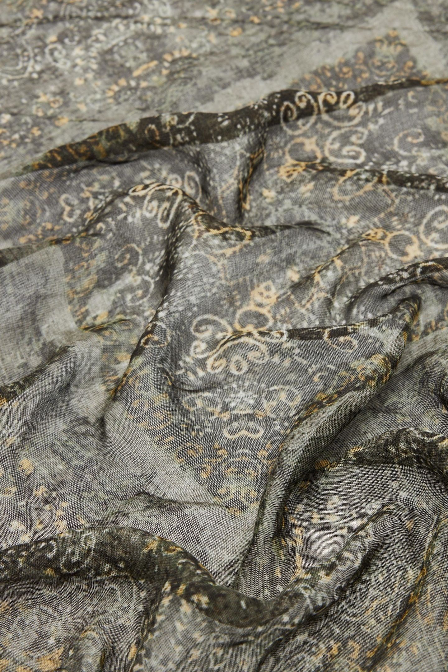 DISTRESSED PAISLEY PRINTE RYE 3